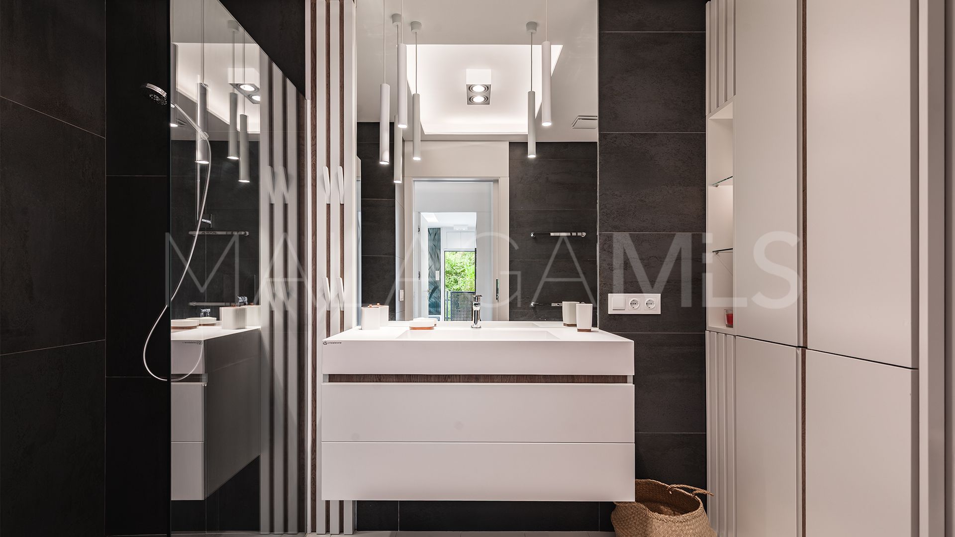 Villa for sale in El Madroñal