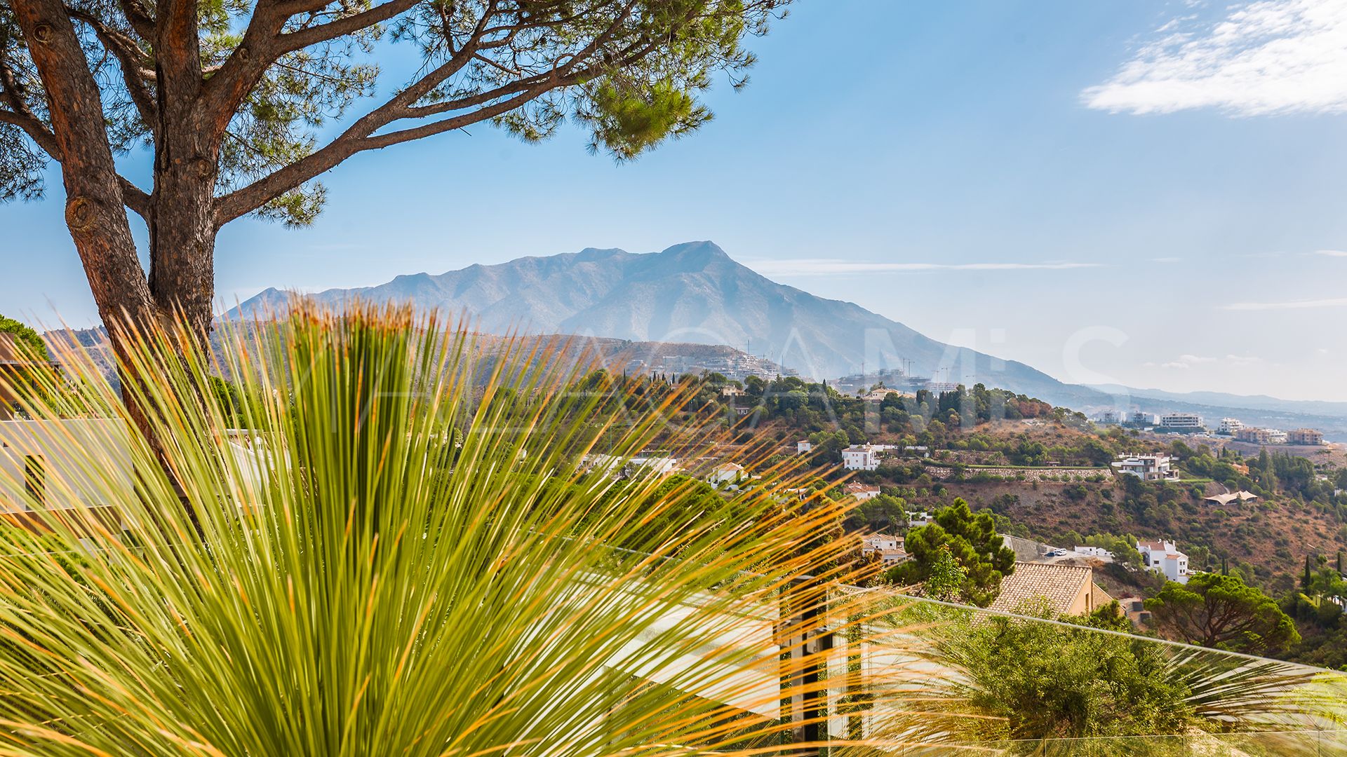 Villa for sale in El Madroñal