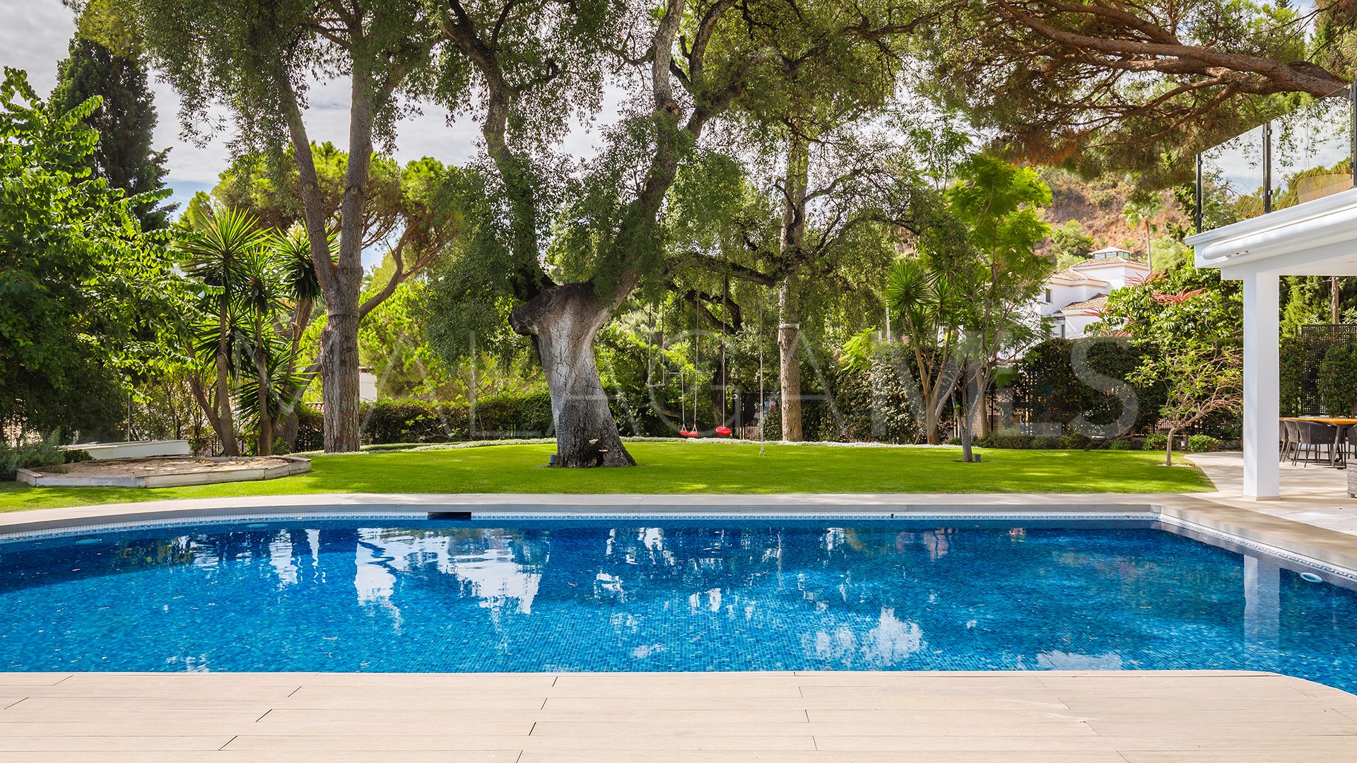 Villa for sale in El Madroñal