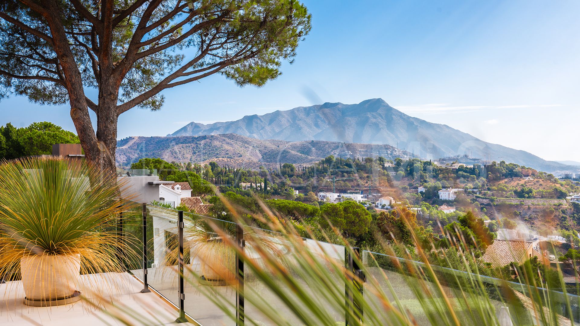 Villa for sale in El Madroñal