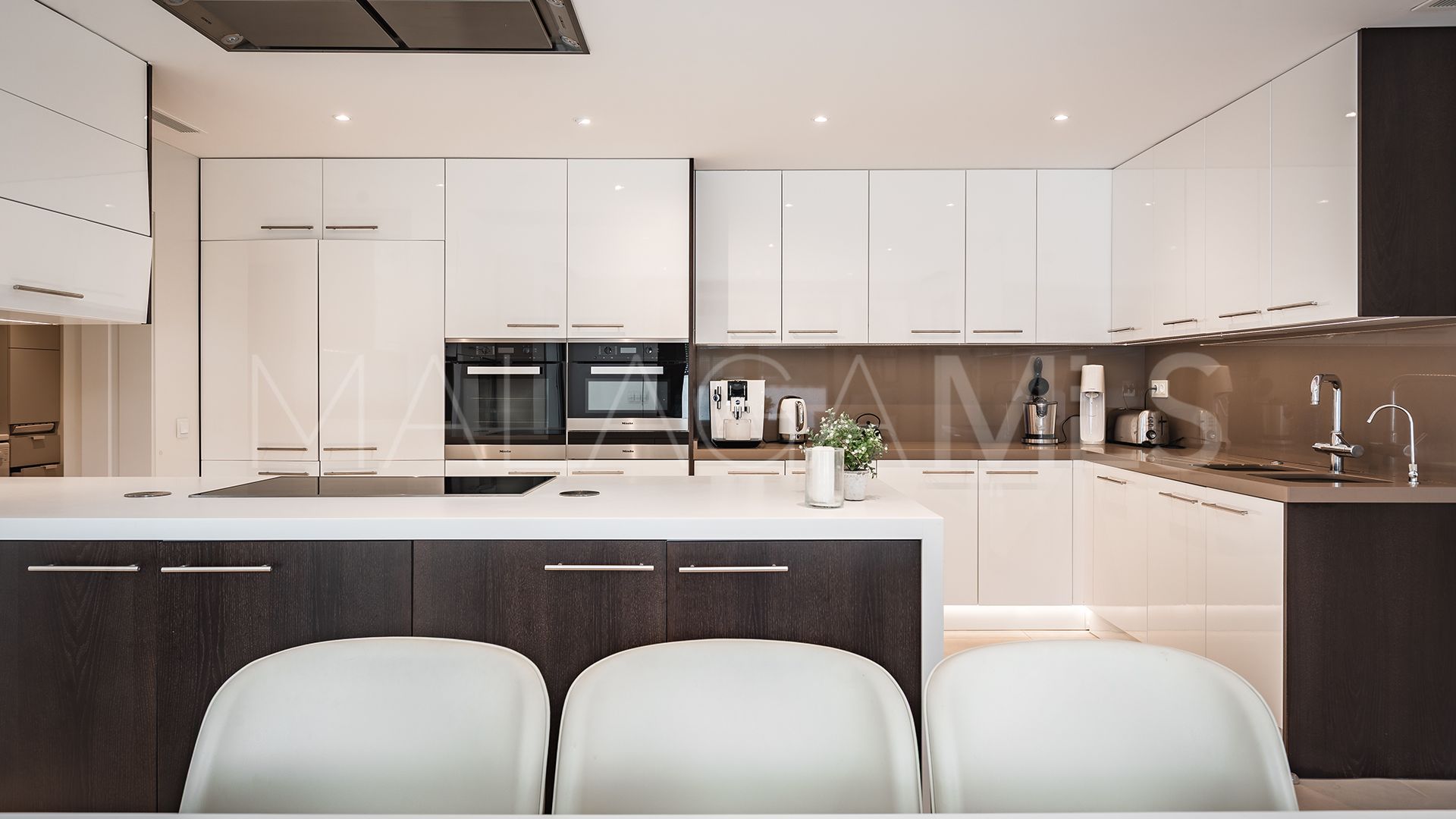 Villa for sale in El Madroñal