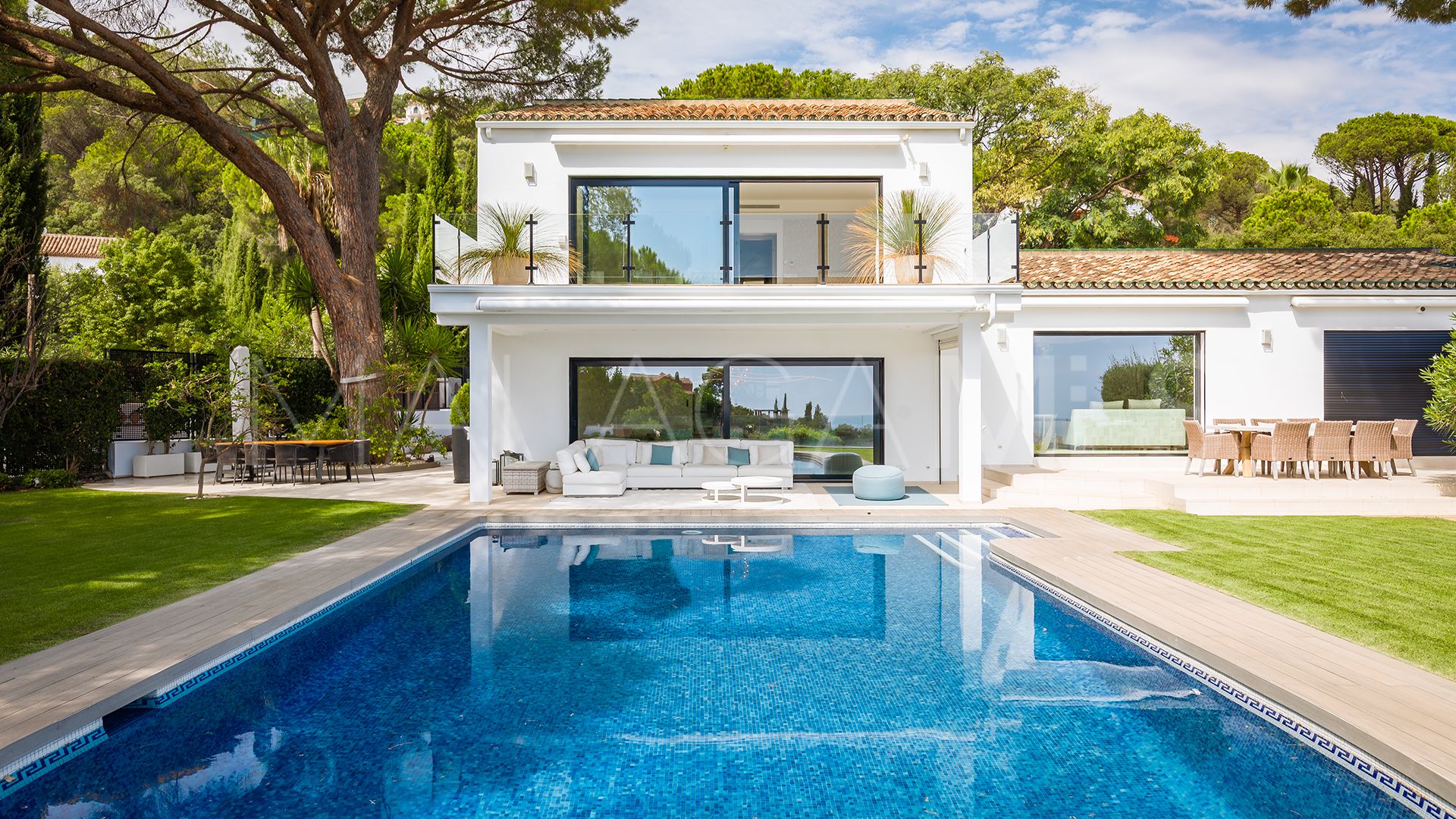 Villa for sale in El Madroñal