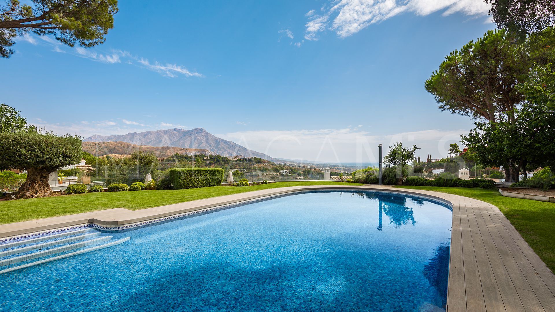 Villa for sale in El Madroñal