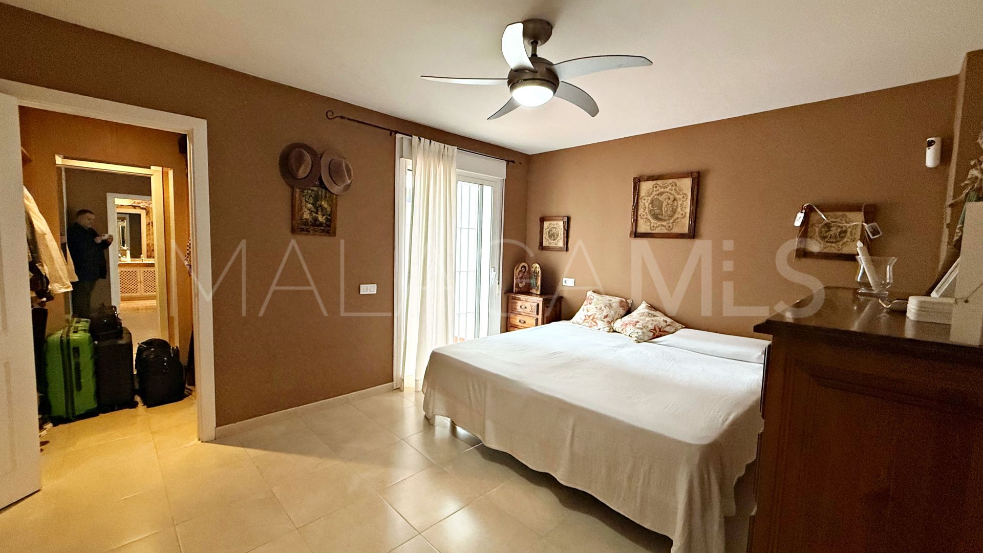 Erdgeschosswohnung for sale in Nueva Andalucia