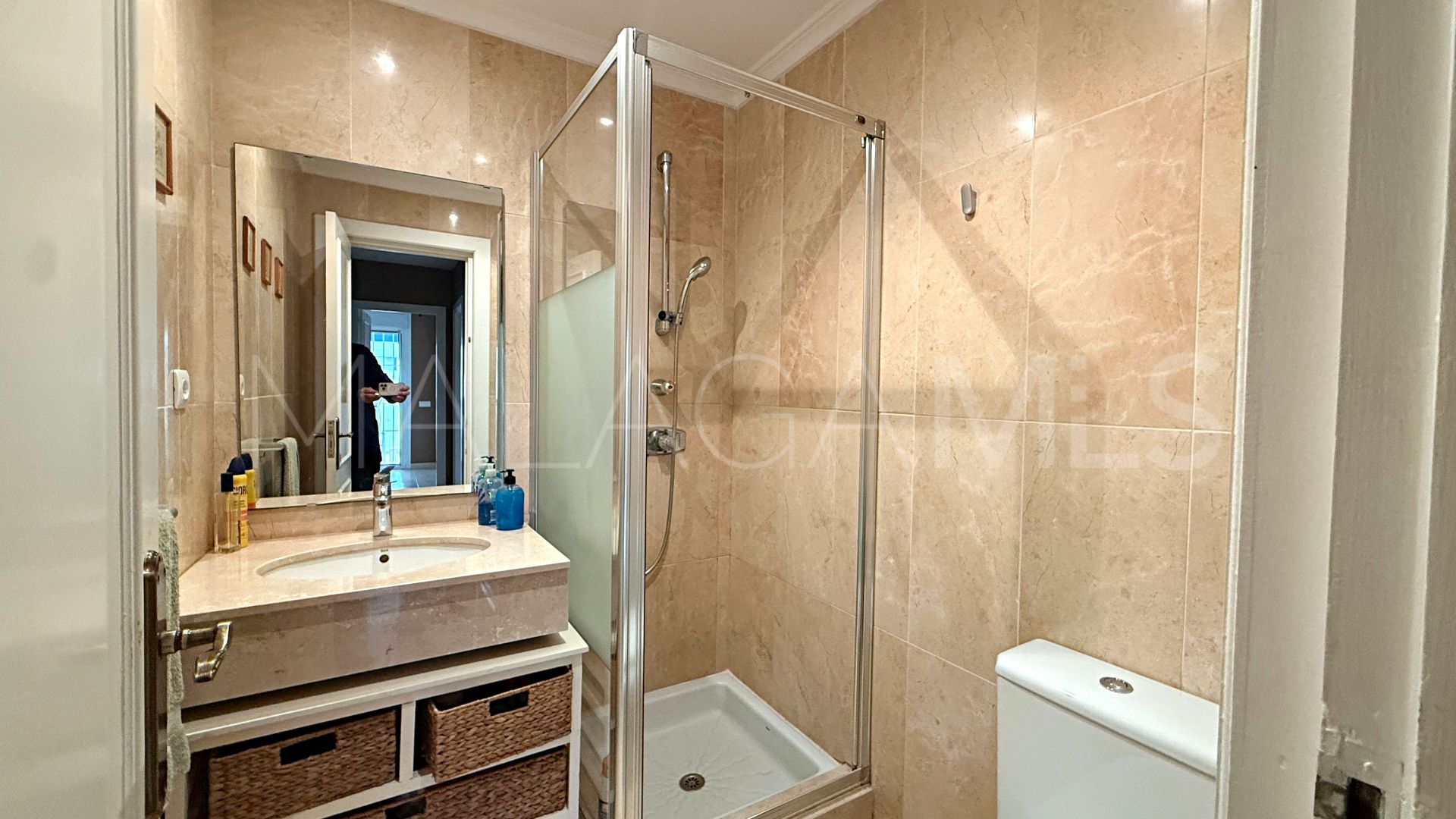 Erdgeschosswohnung for sale in Nueva Andalucia