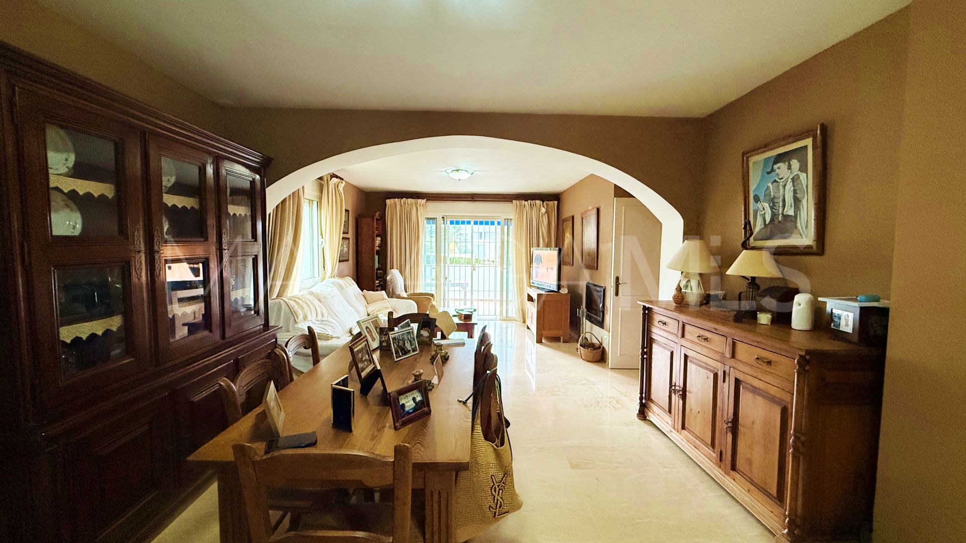 Erdgeschosswohnung for sale in Nueva Andalucia