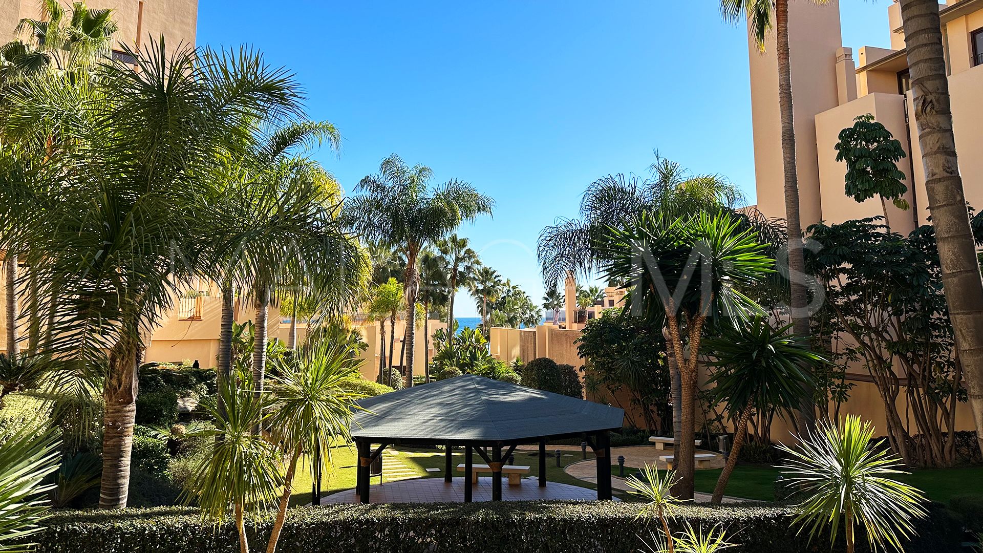 For sale 2 bedrooms ground floor apartment in Bahia de la Plata