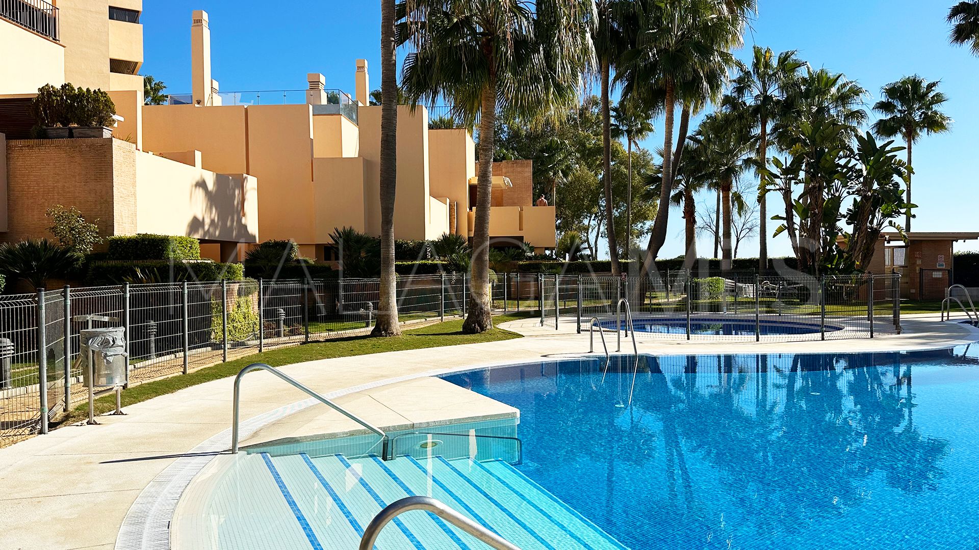 For sale 2 bedrooms ground floor apartment in Bahia de la Plata