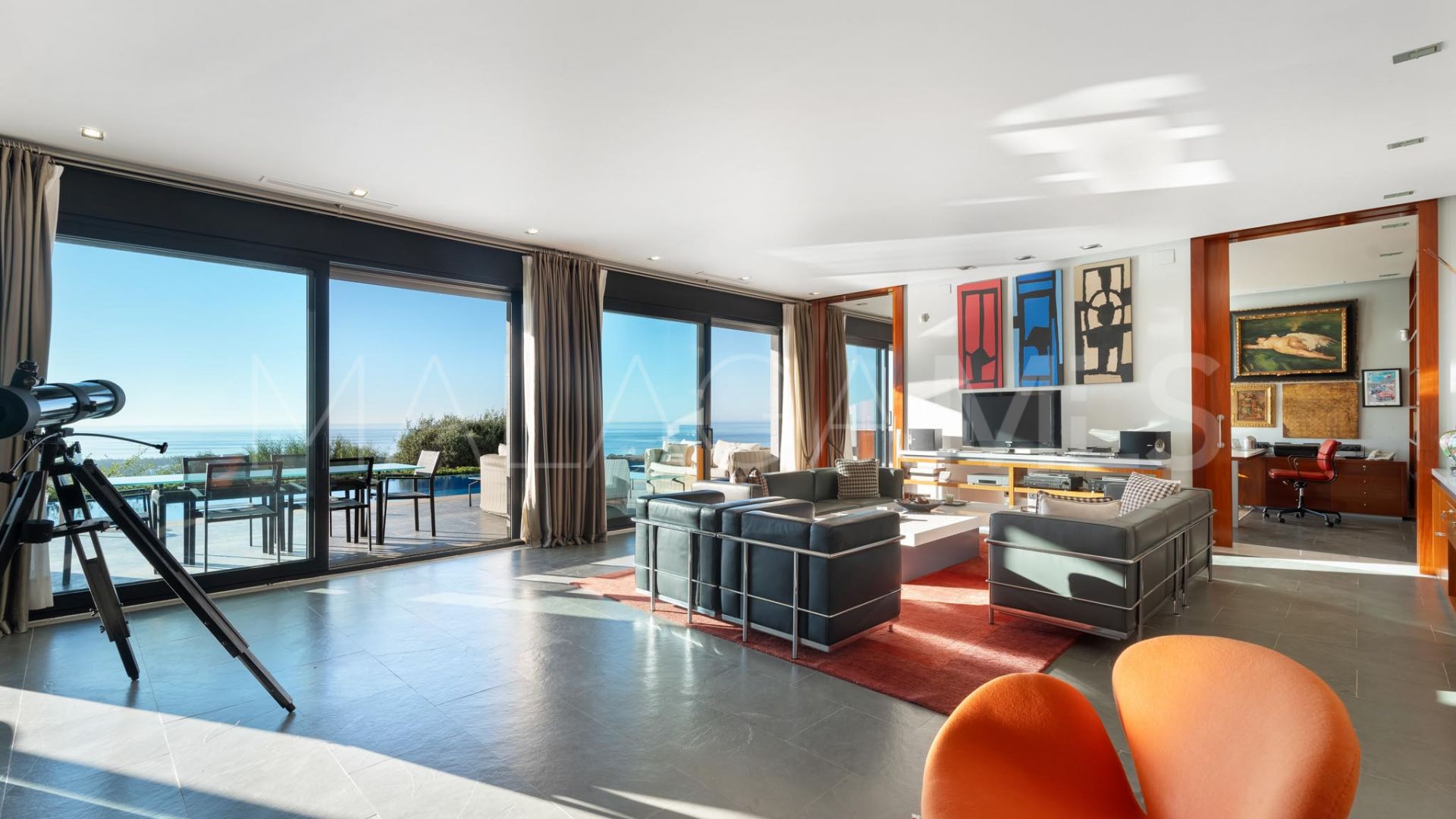 Los Altos de los Monteros, villa a la venta