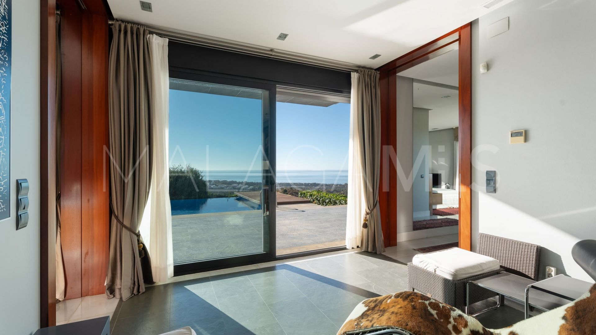 Los Altos de los Monteros, villa a la venta