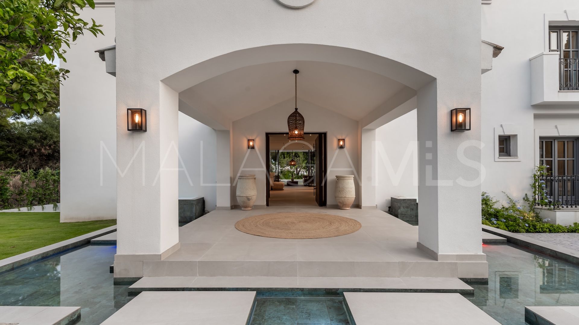 Villa for sale in Atalaya Golf