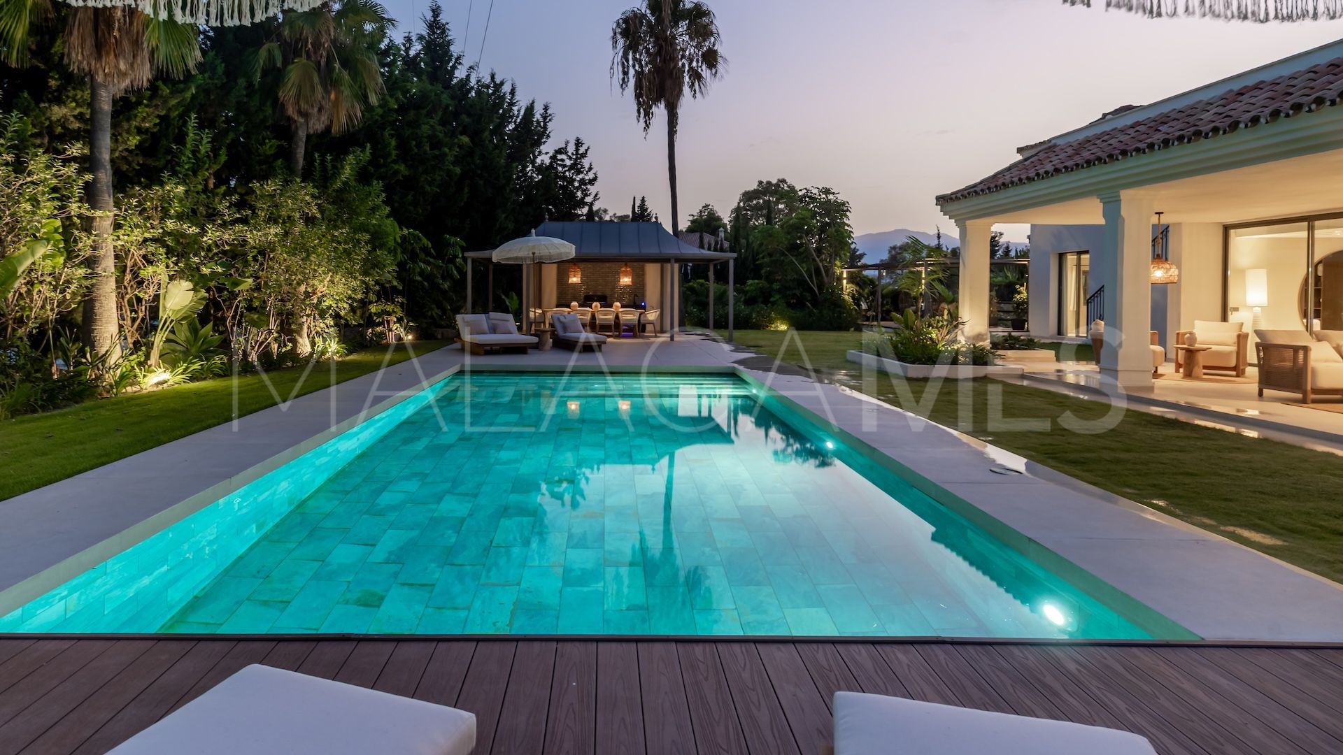 Villa for sale in Atalaya Golf