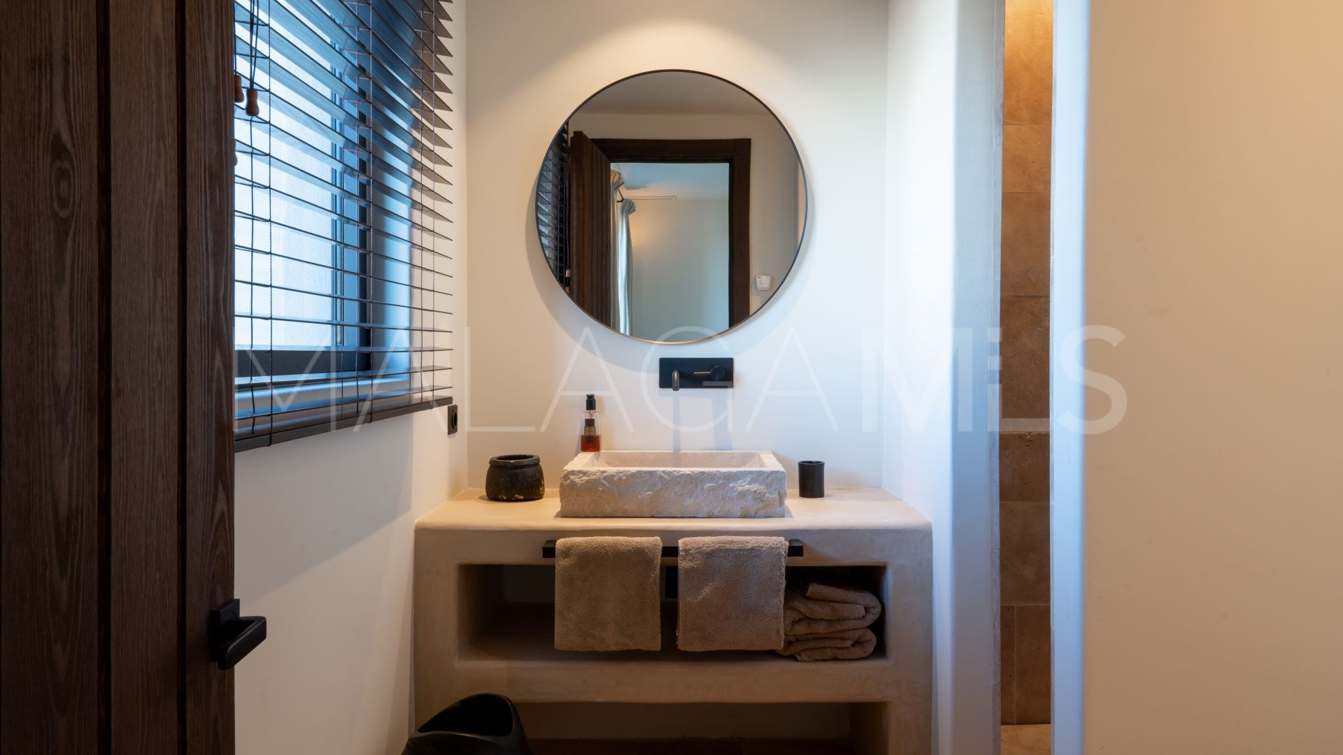 Villa for sale in Selwo