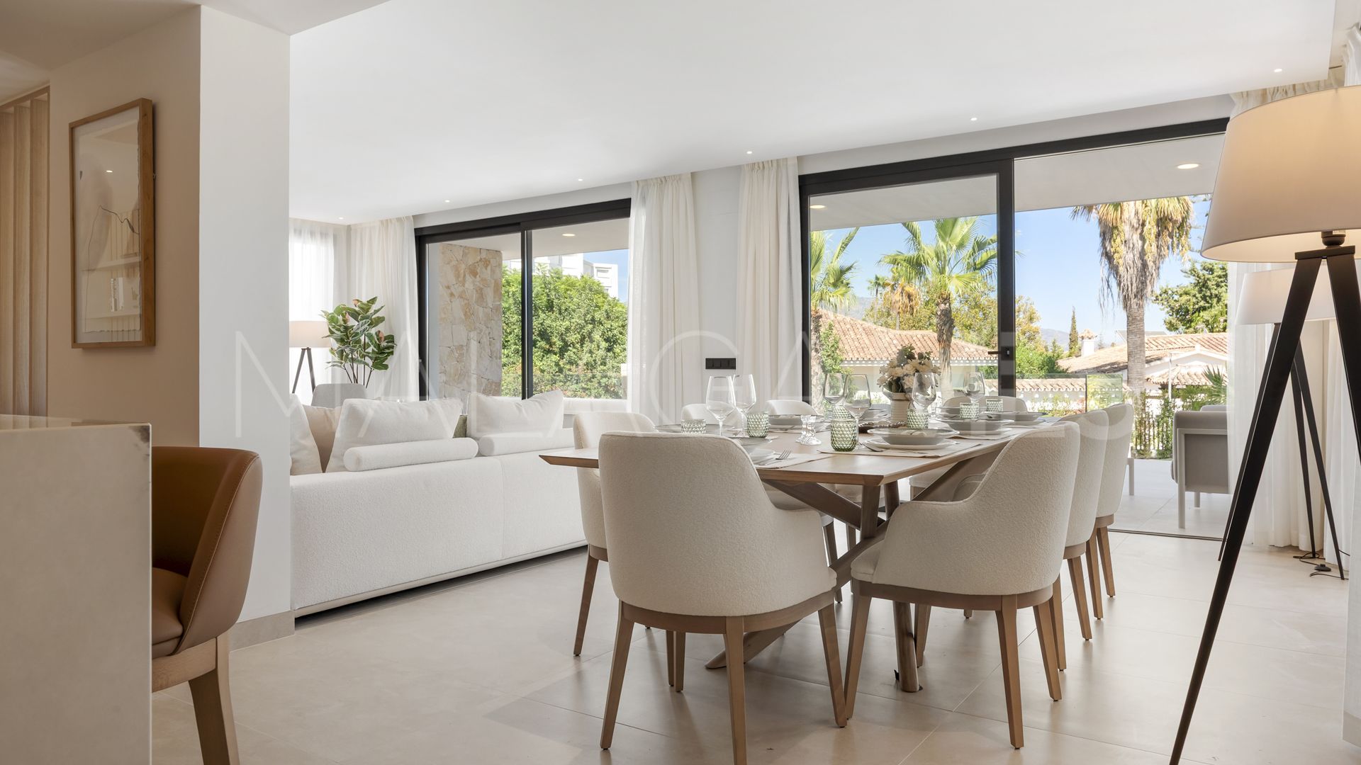 Villa for sale in Guadalmina Alta