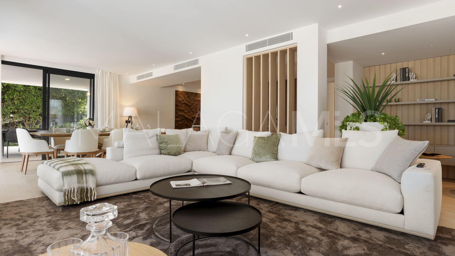 Villa for sale in Guadalmina Alta