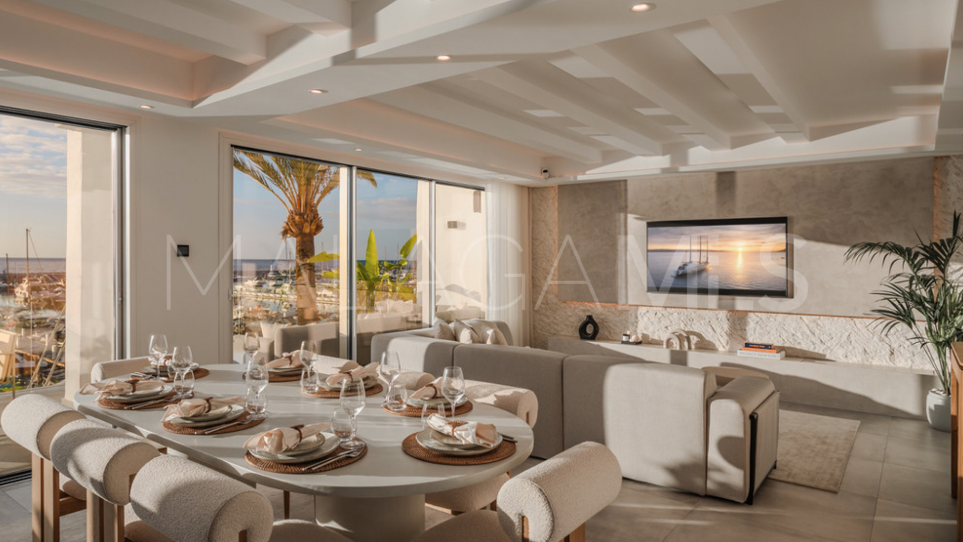 Se vende atico duplex de 4 bedrooms in Marbella - Puerto Banus