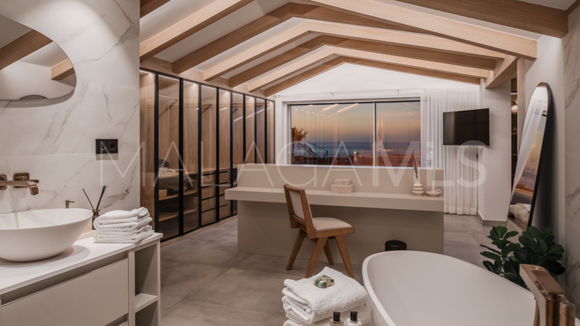 Se vende atico duplex de 4 bedrooms in Marbella - Puerto Banus