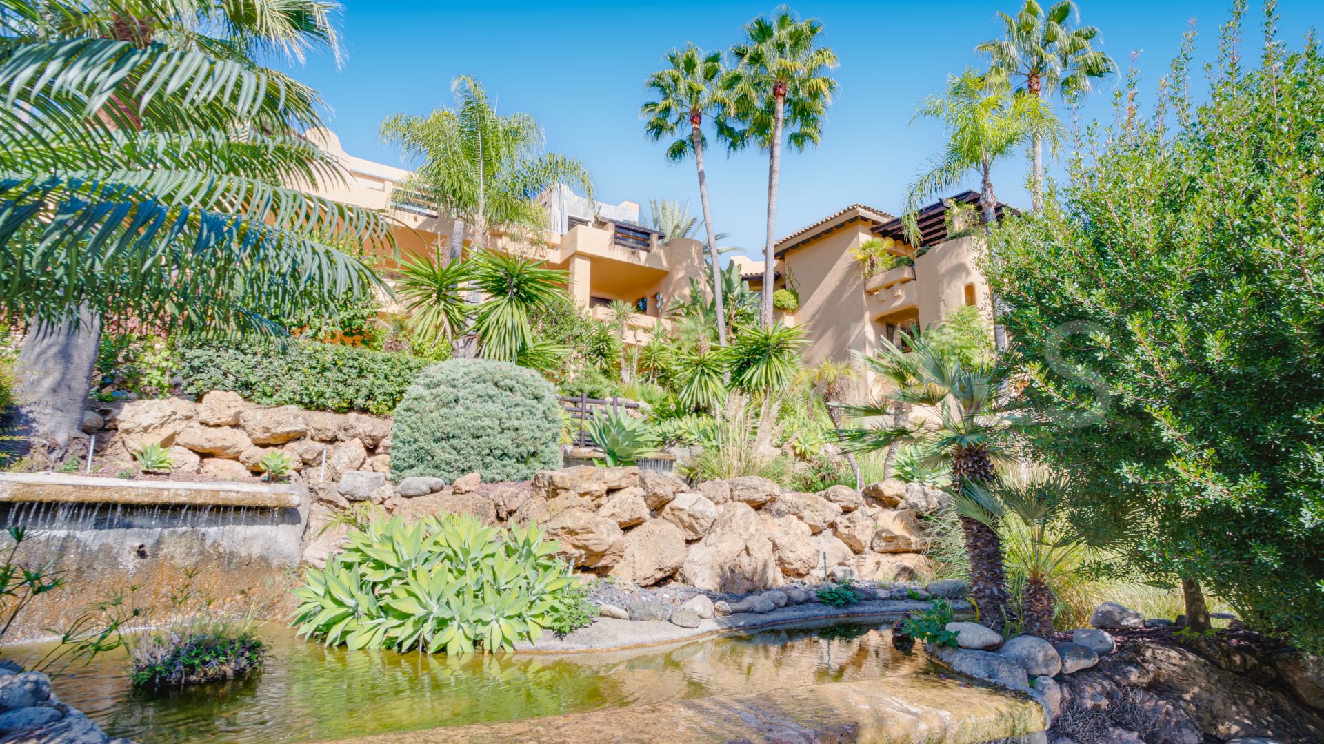 Takvåning for sale in Marbella Golden Mile