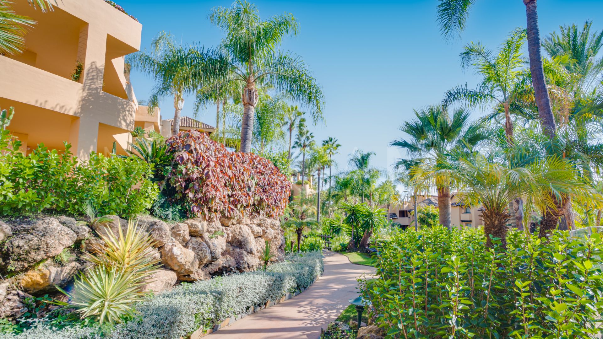 Takvåning for sale in Marbella Golden Mile