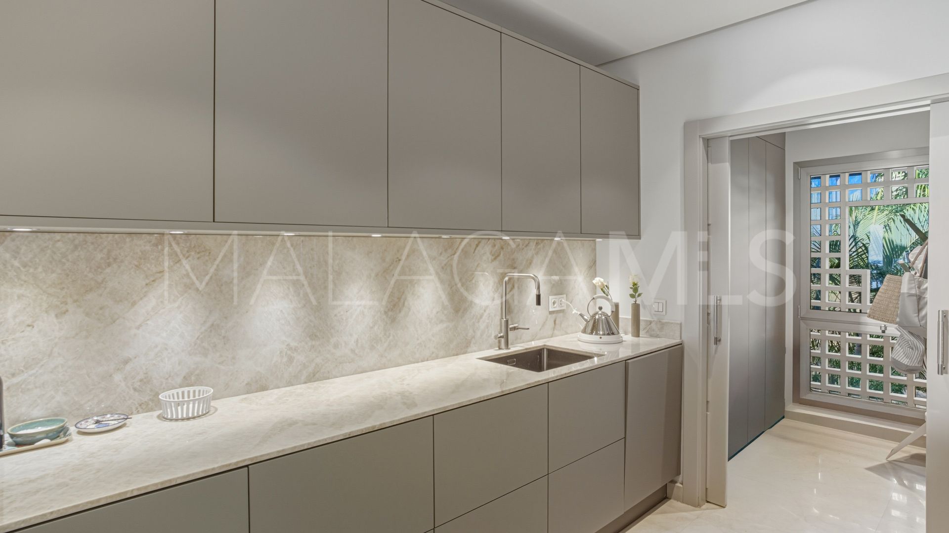 Takvåning for sale in Marbella Golden Mile