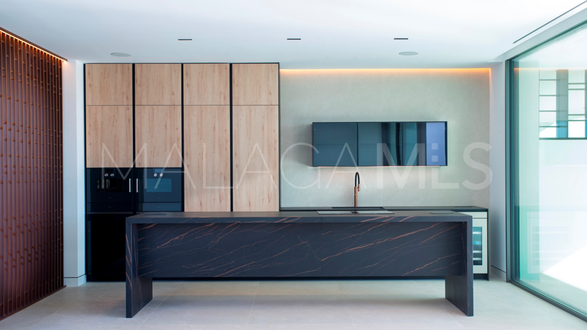 Einfamilienhaushälfte for sale in Golden Mile