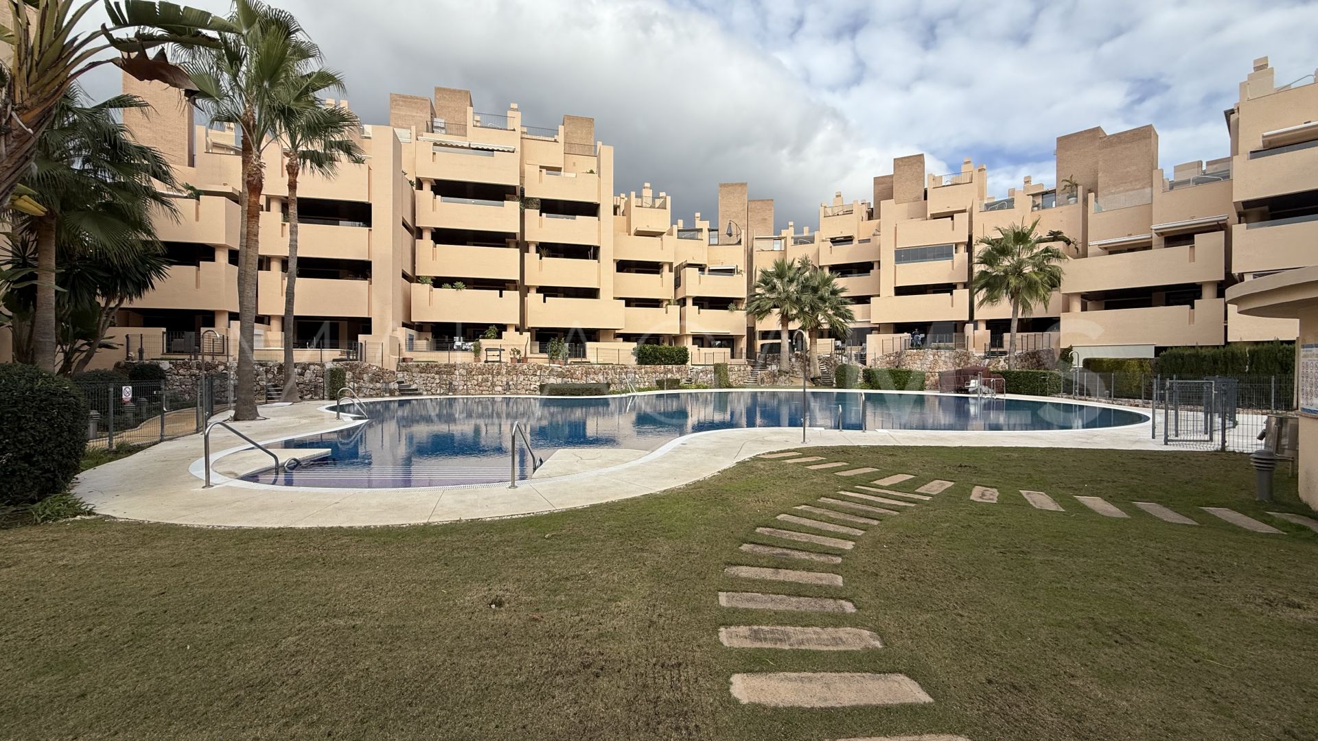 Apartment for sale in Bahia de la Plata with 3 bedrooms