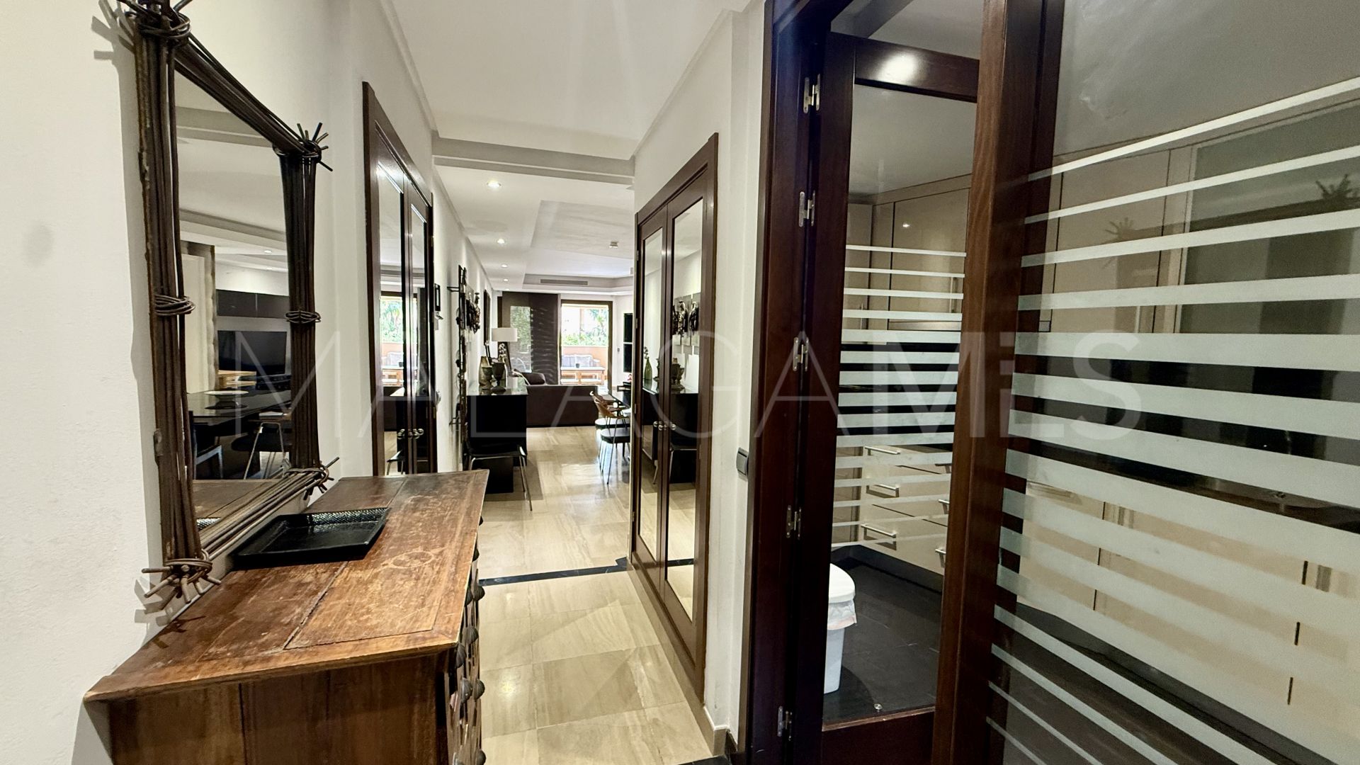 Apartment for sale in Bahia de la Plata with 3 bedrooms