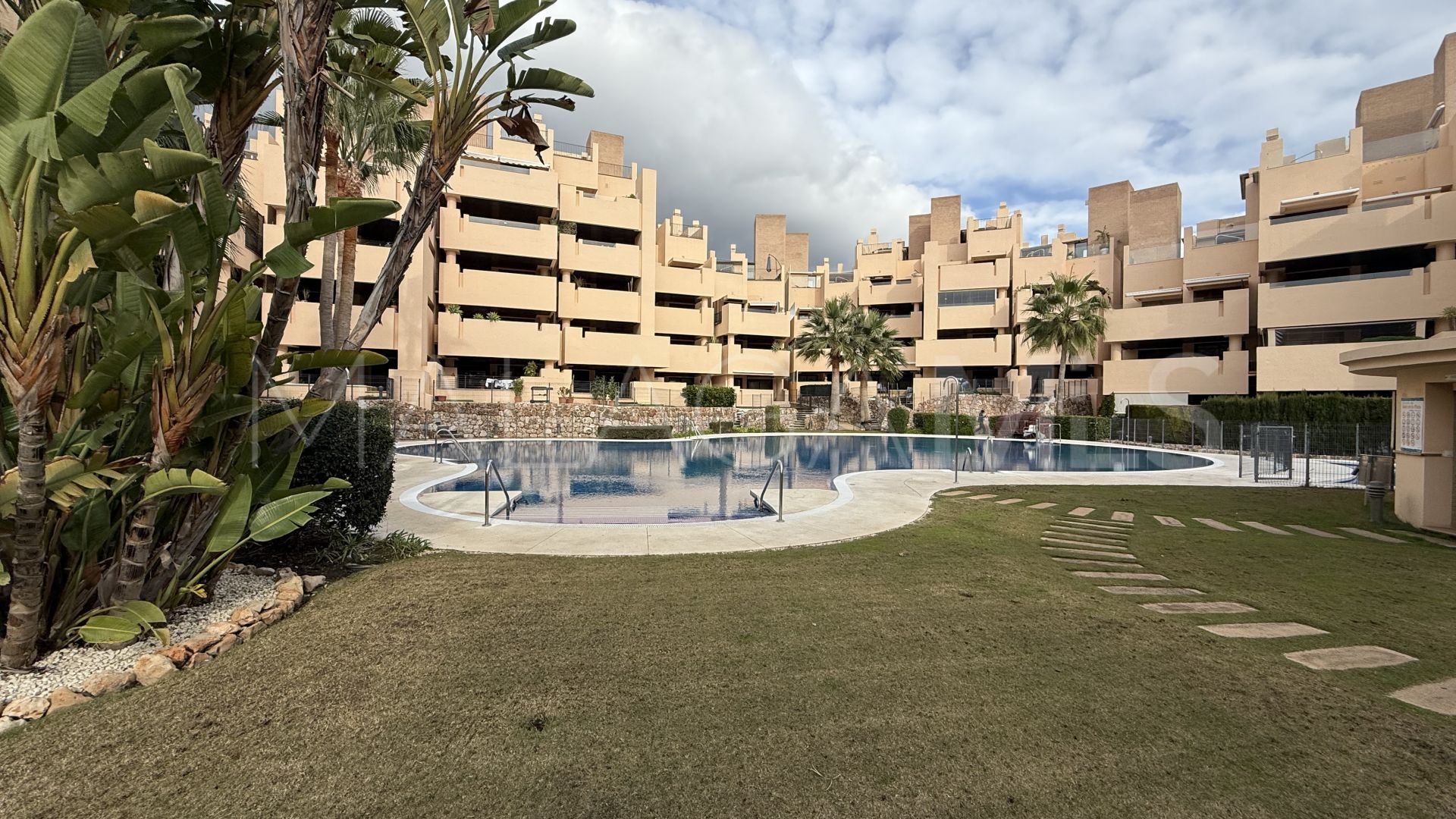 Apartment for sale in Bahia de la Plata with 3 bedrooms