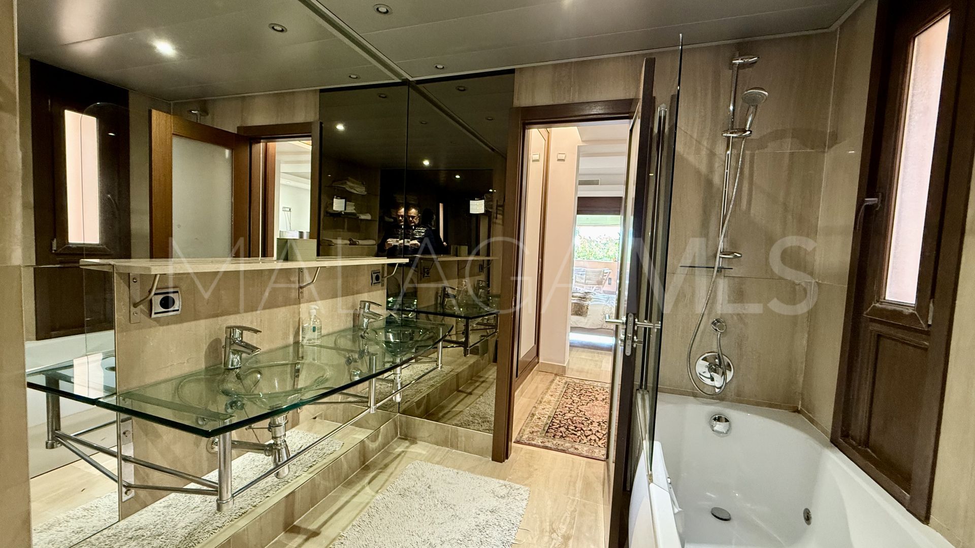 Apartment for sale in Bahia de la Plata with 3 bedrooms