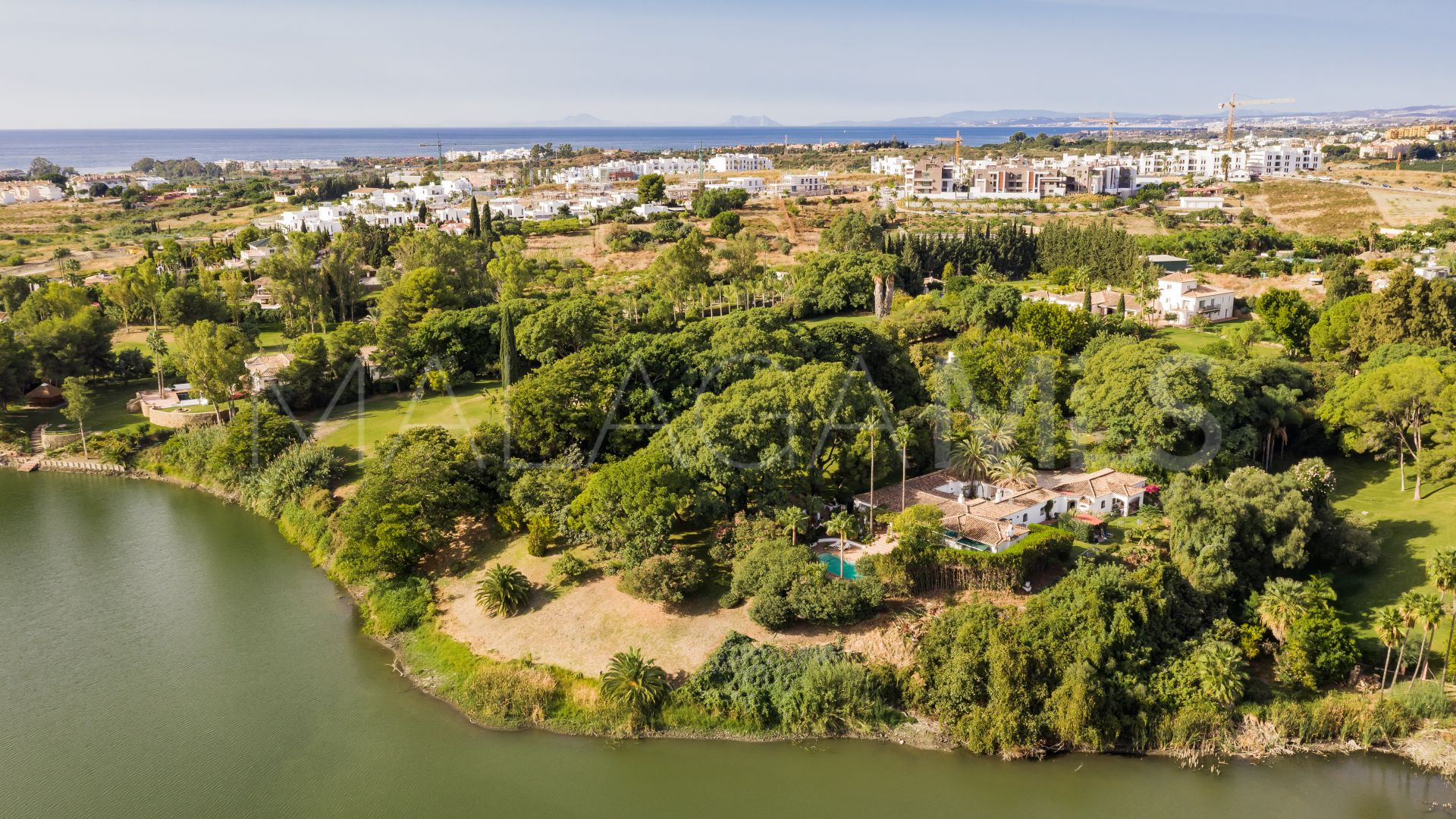 Benahavis, cortijo for sale with 6 bedrooms