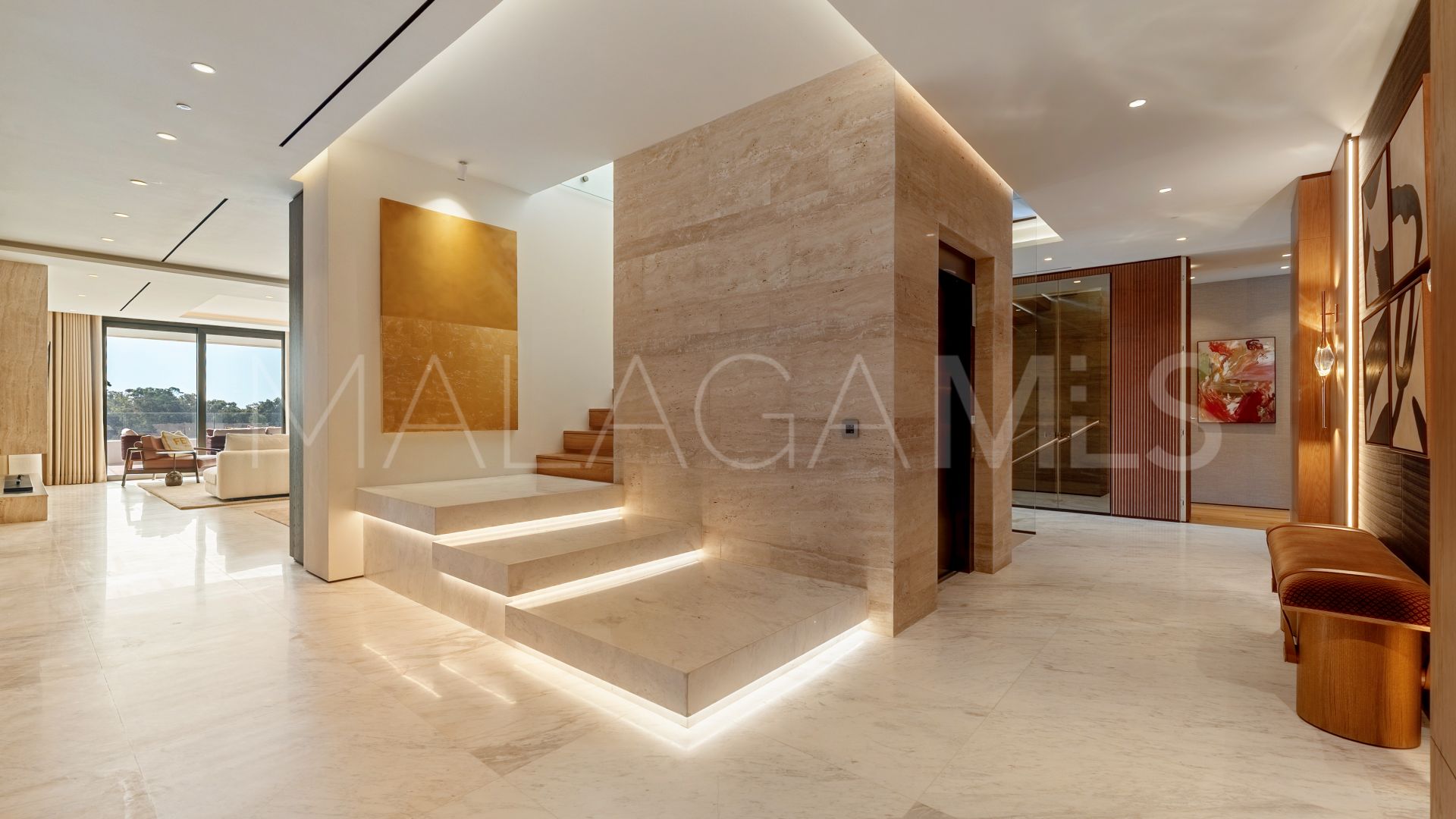 4 bedrooms duplex penthouse in Marbella Golden Mile for sale