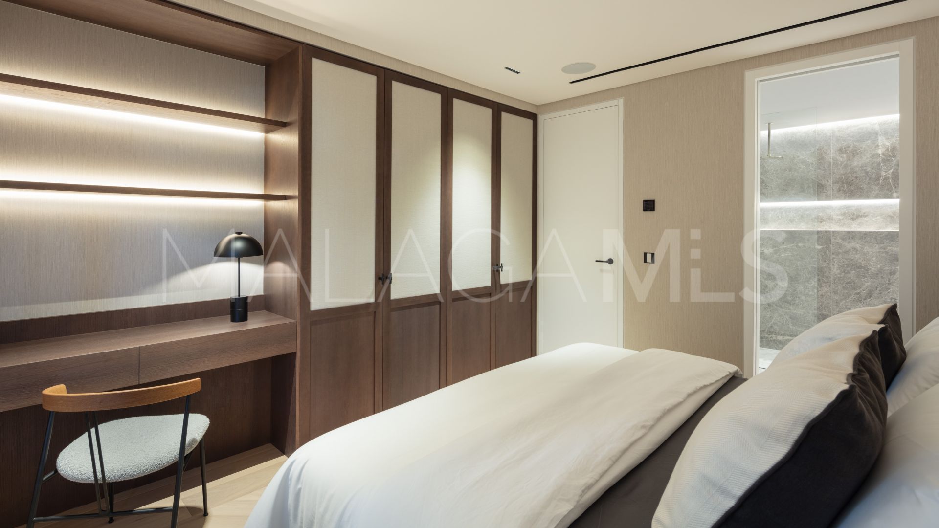 Apartamento with 3 bedrooms for sale in Marina Puente Romano