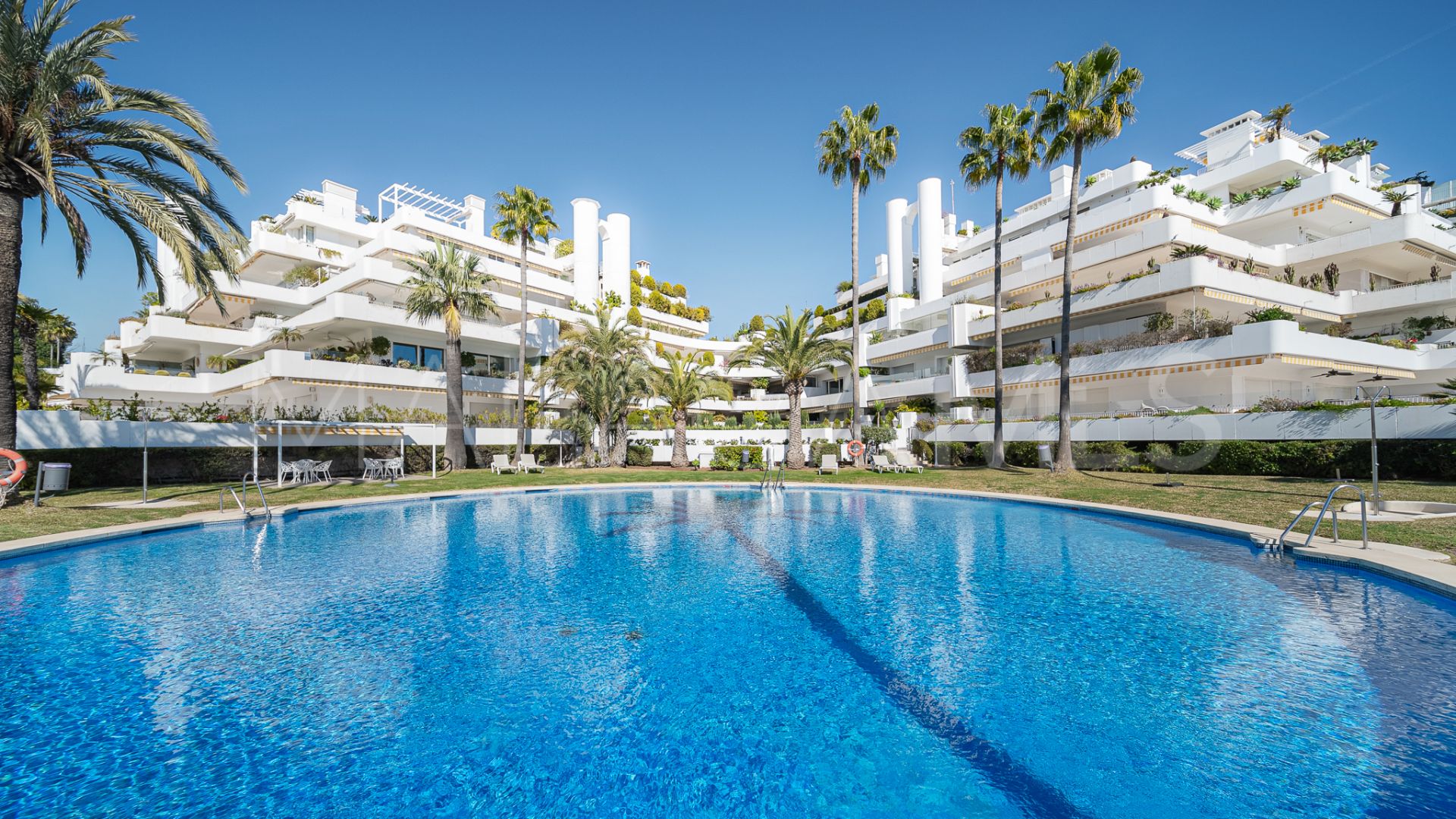 Apartamento de 3 bedrooms a la venta in Marbella Golden Mile