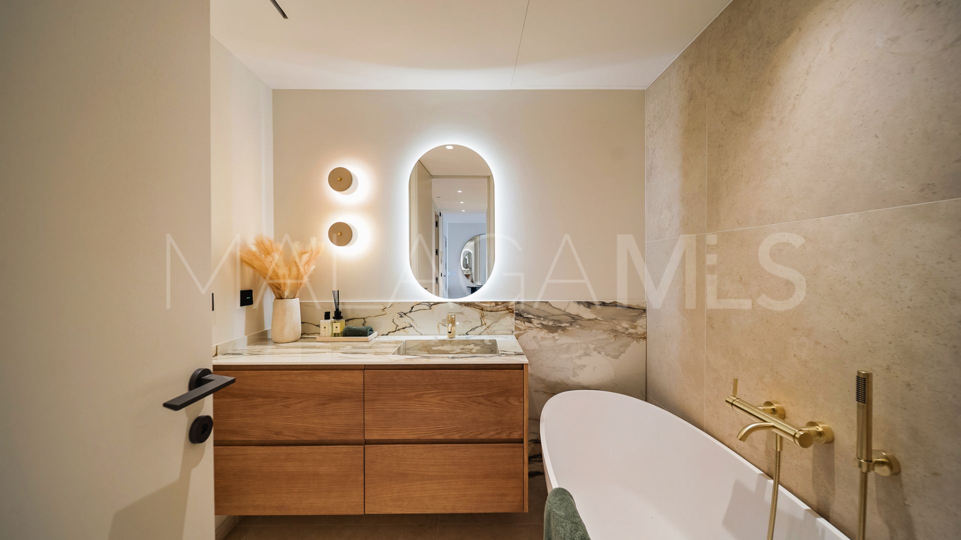Apartamento de 3 bedrooms a la venta in Marbella Golden Mile
