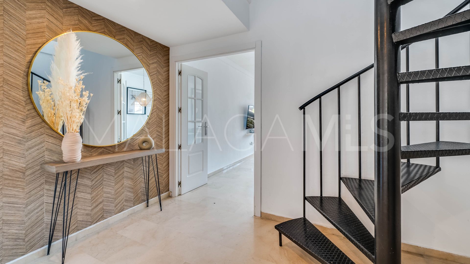Duplex penthouse for sale in Terrazas de Banus