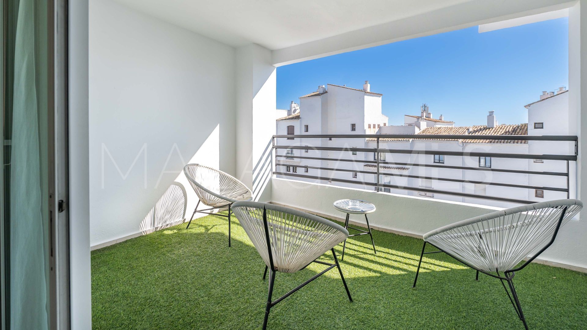 Duplex penthouse for sale in Terrazas de Banus