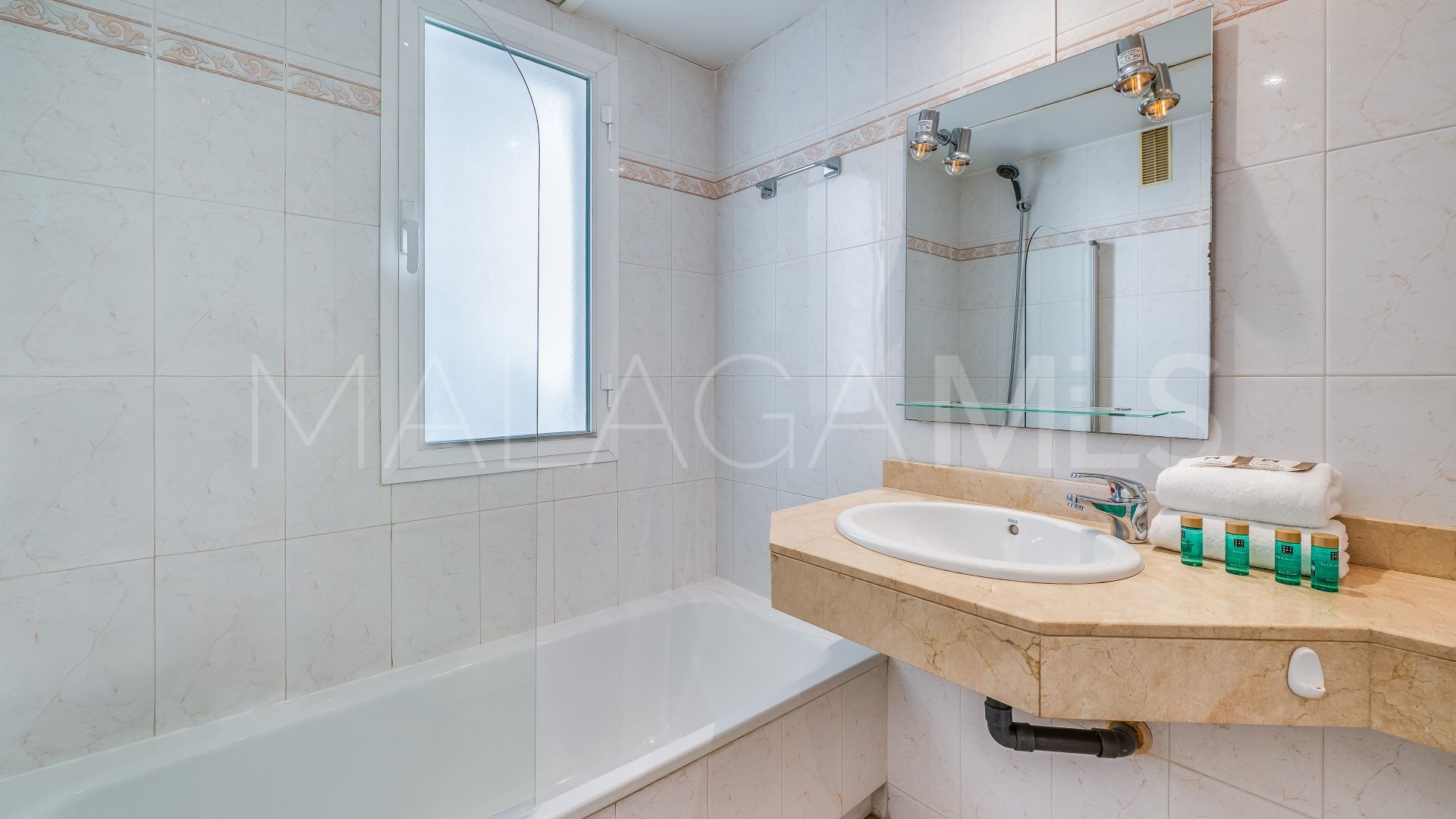 Apartamento de 3 bedrooms for sale in Marbella - Puerto Banus