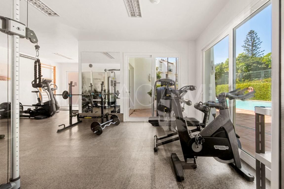 Appartement terrasse for sale in Alcazaba Beach