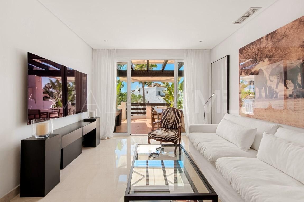 Appartement terrasse for sale in Alcazaba Beach