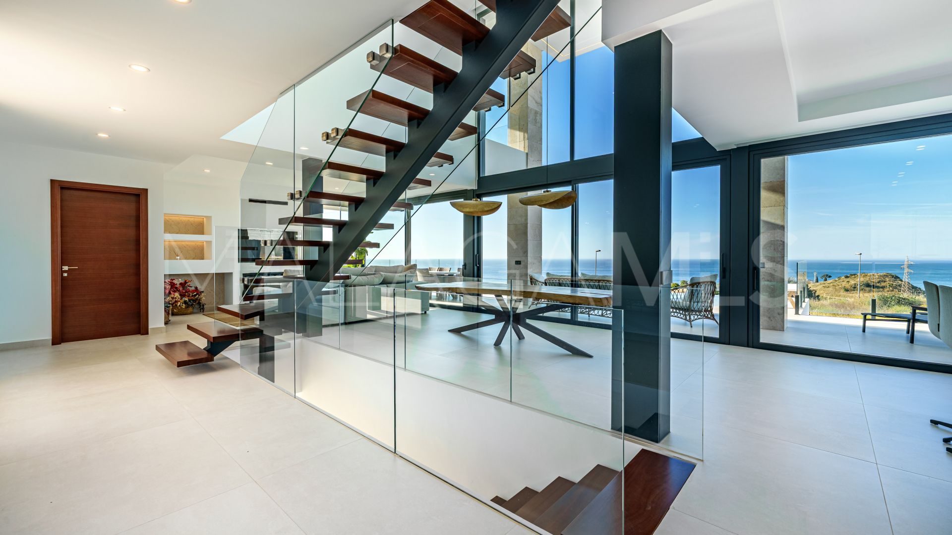 For sale Benalmadena 4 bedrooms villa