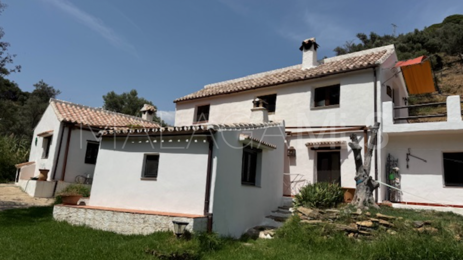 Casares villa for sale