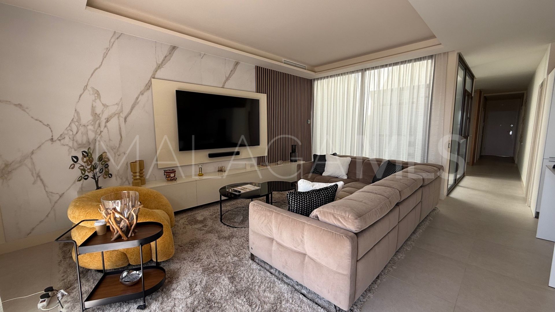 Radhus for sale in Velaya