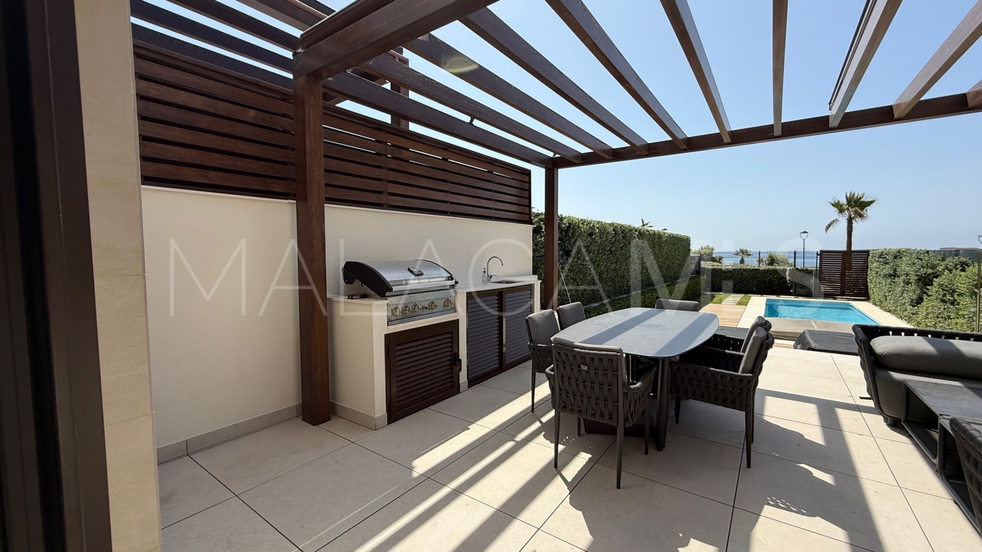 Radhus for sale in Velaya