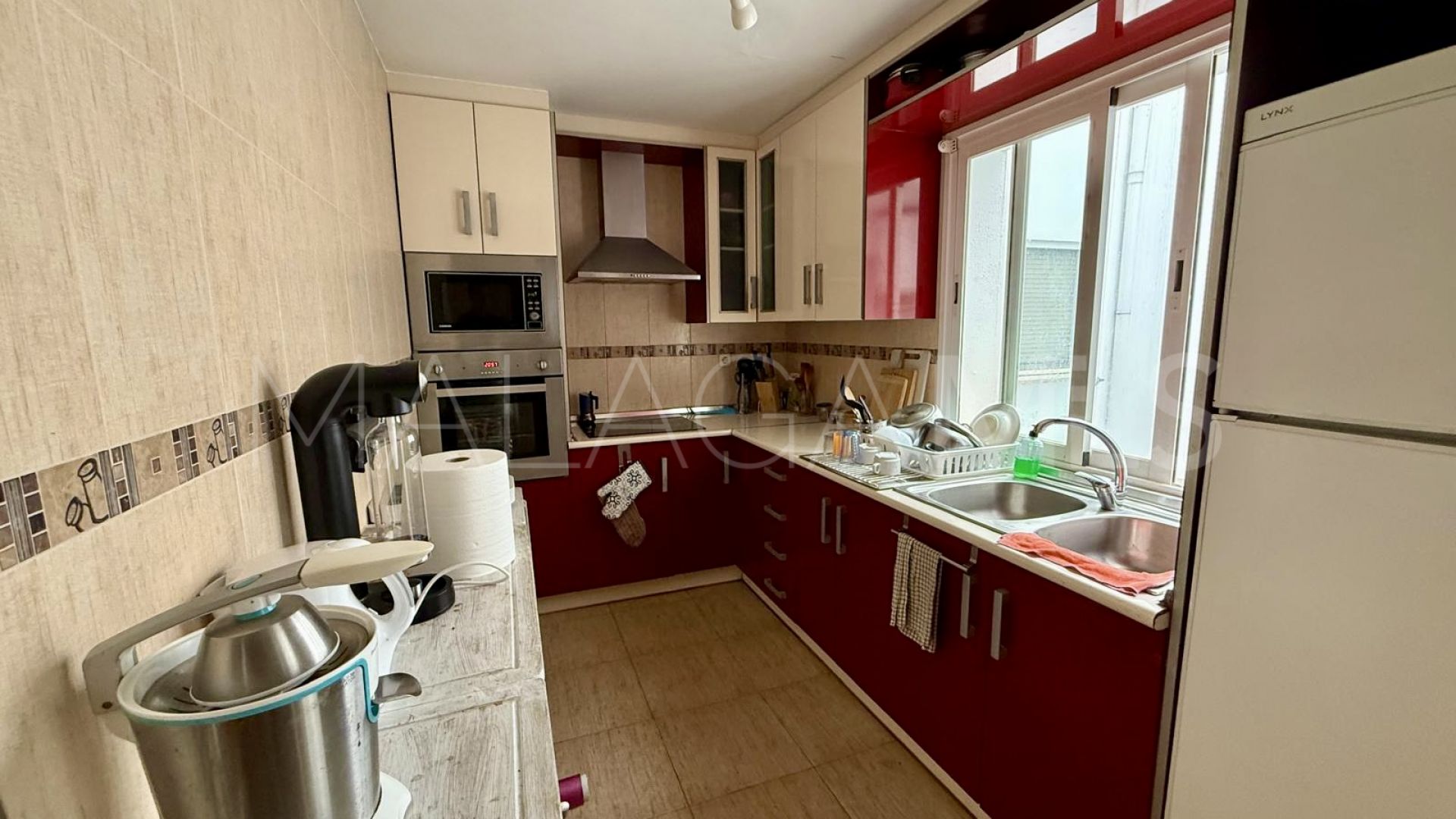Buy San Pedro de Alcantara apartment with 3 bedrooms