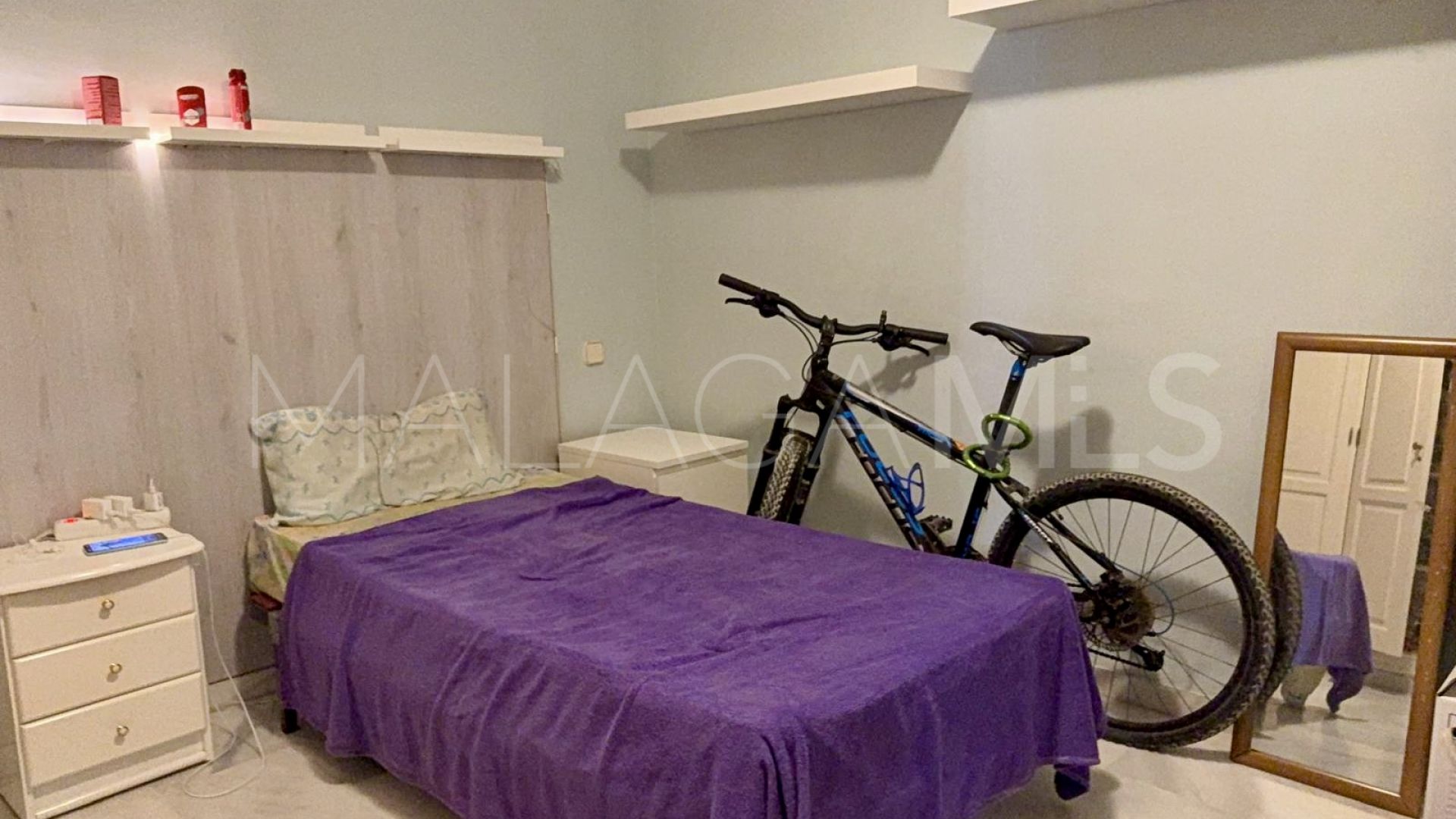 Buy San Pedro de Alcantara apartment with 3 bedrooms