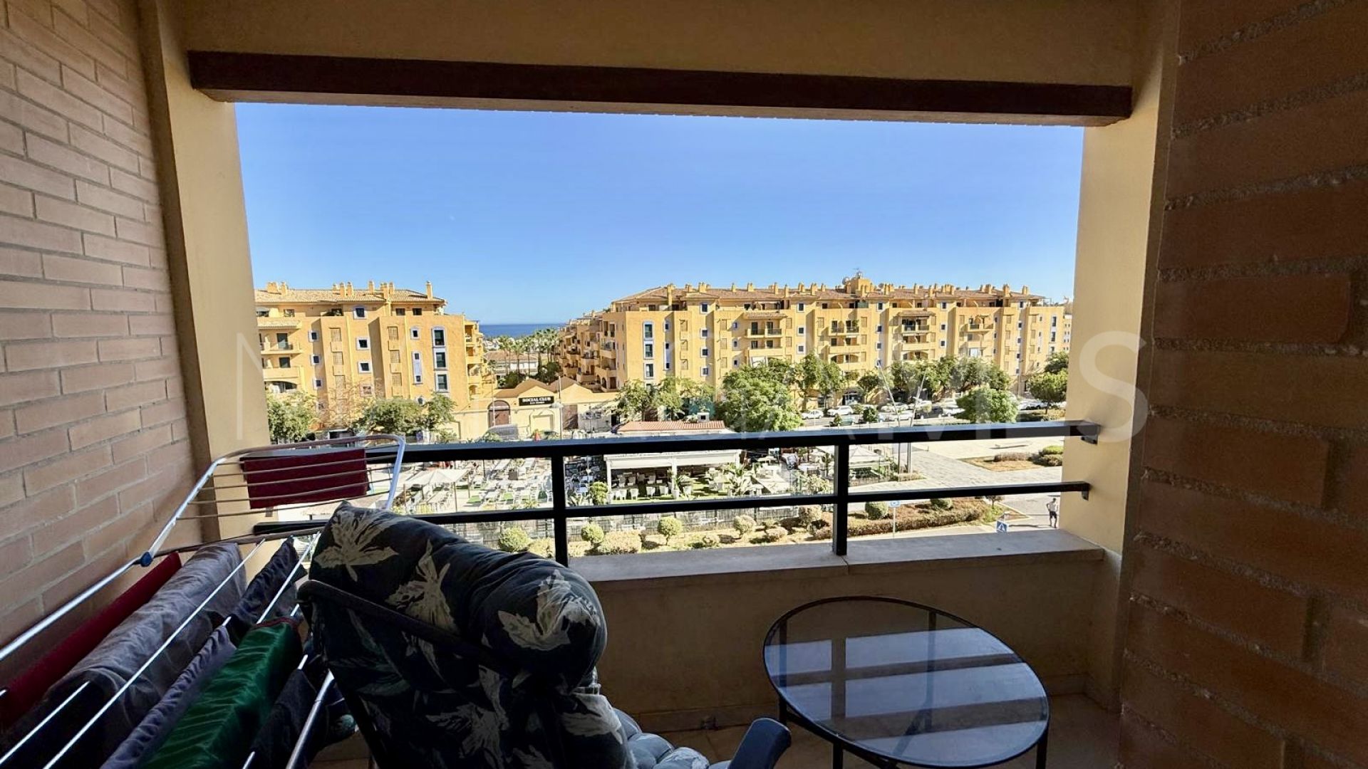 Buy San Pedro de Alcantara apartment with 3 bedrooms