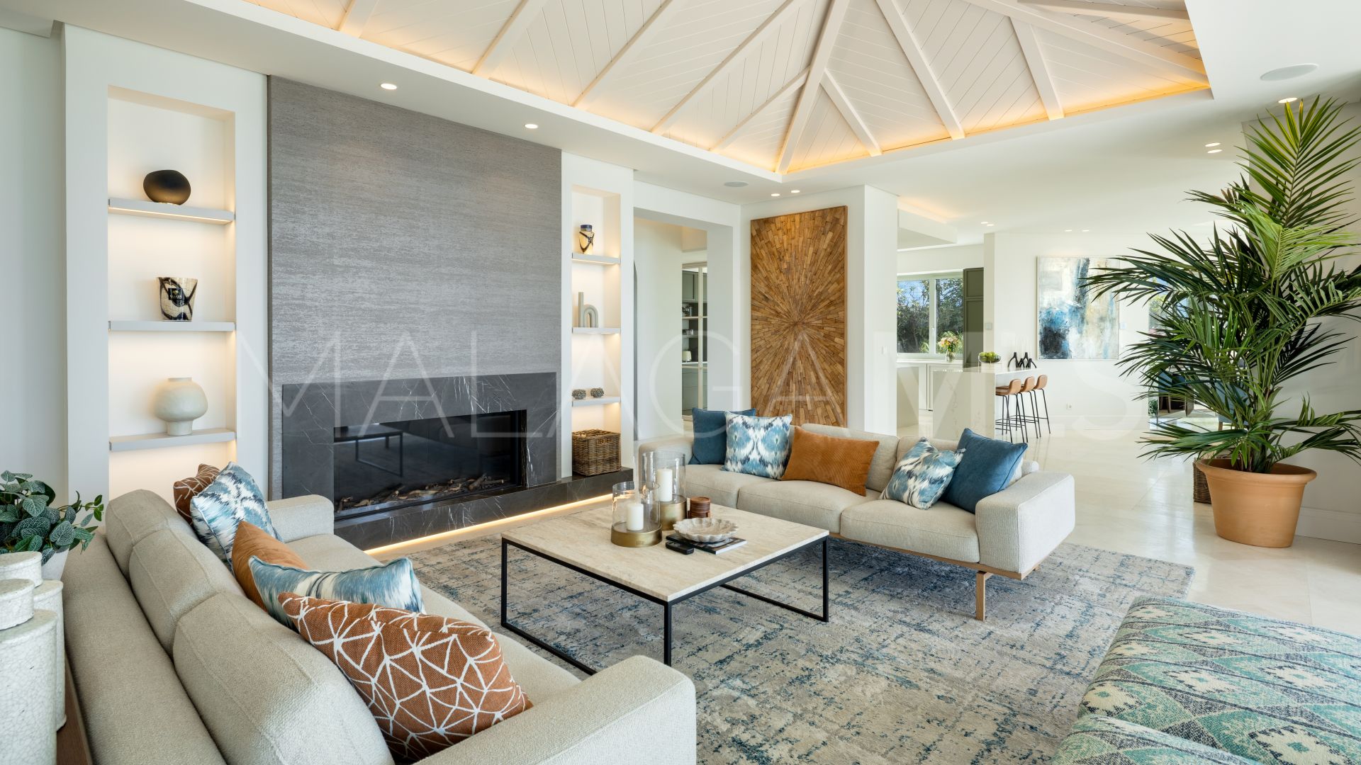 Villa for sale in Monte Halcones