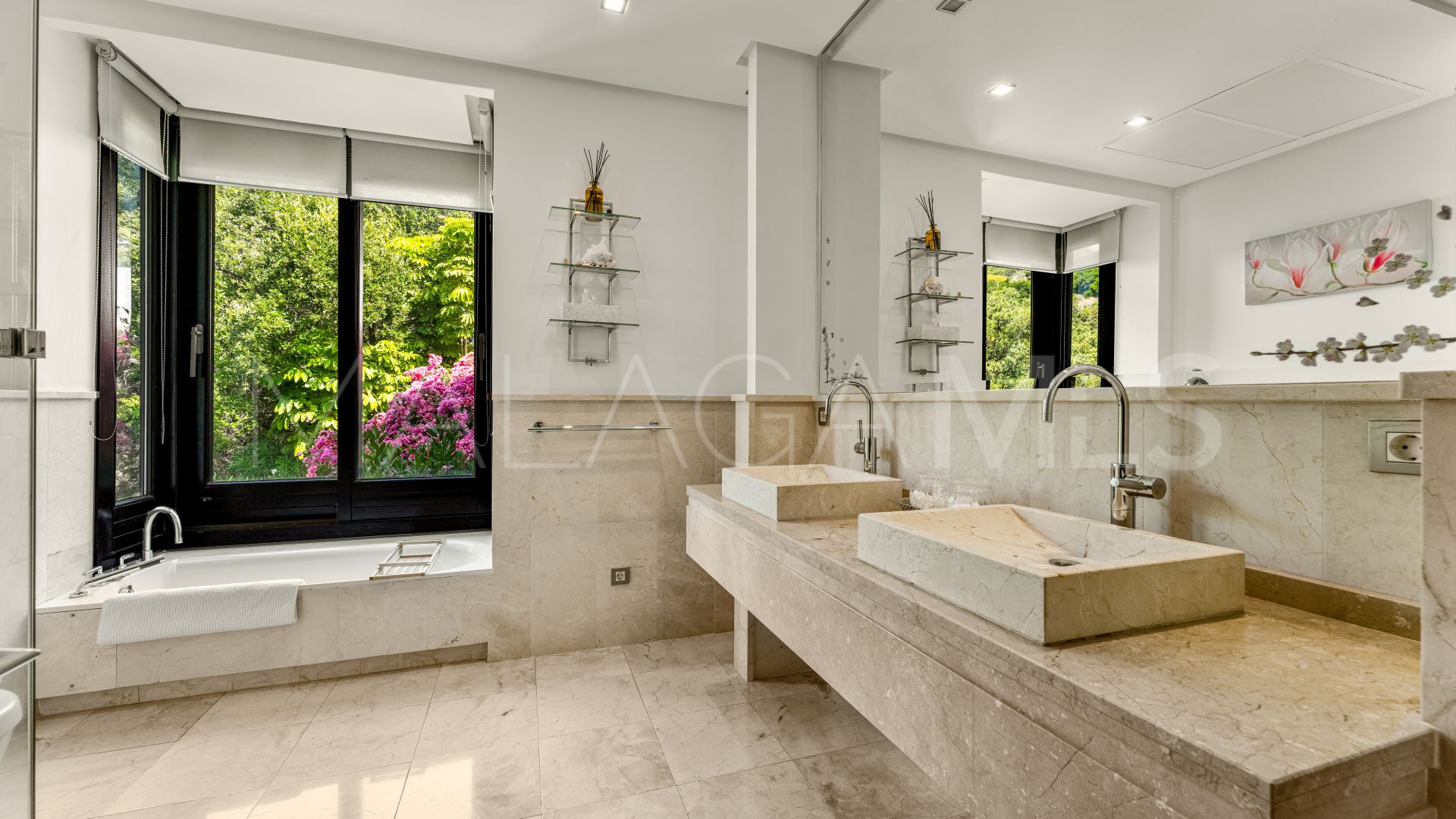Villa for sale in La Zagaleta