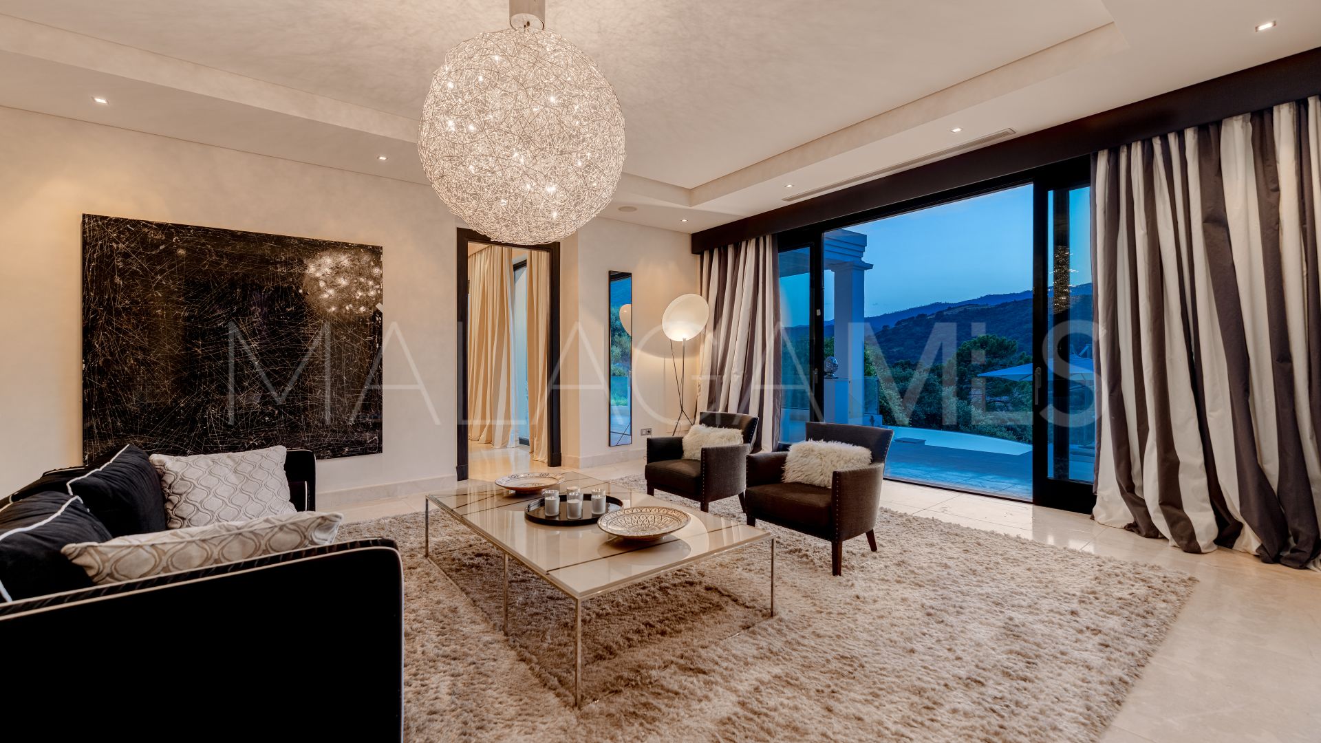 Villa for sale in La Zagaleta