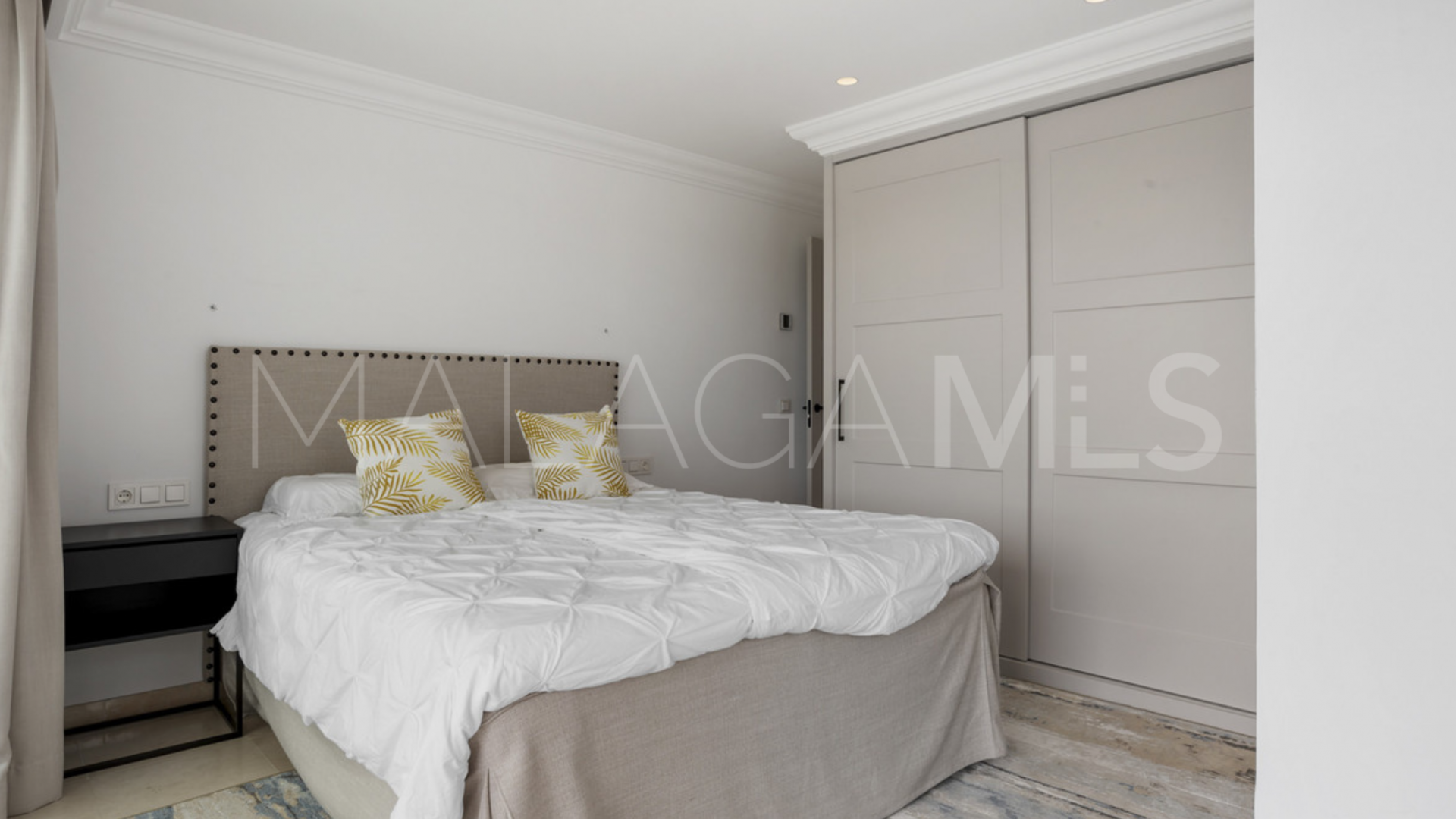 Villa for sale in Paraiso Alto